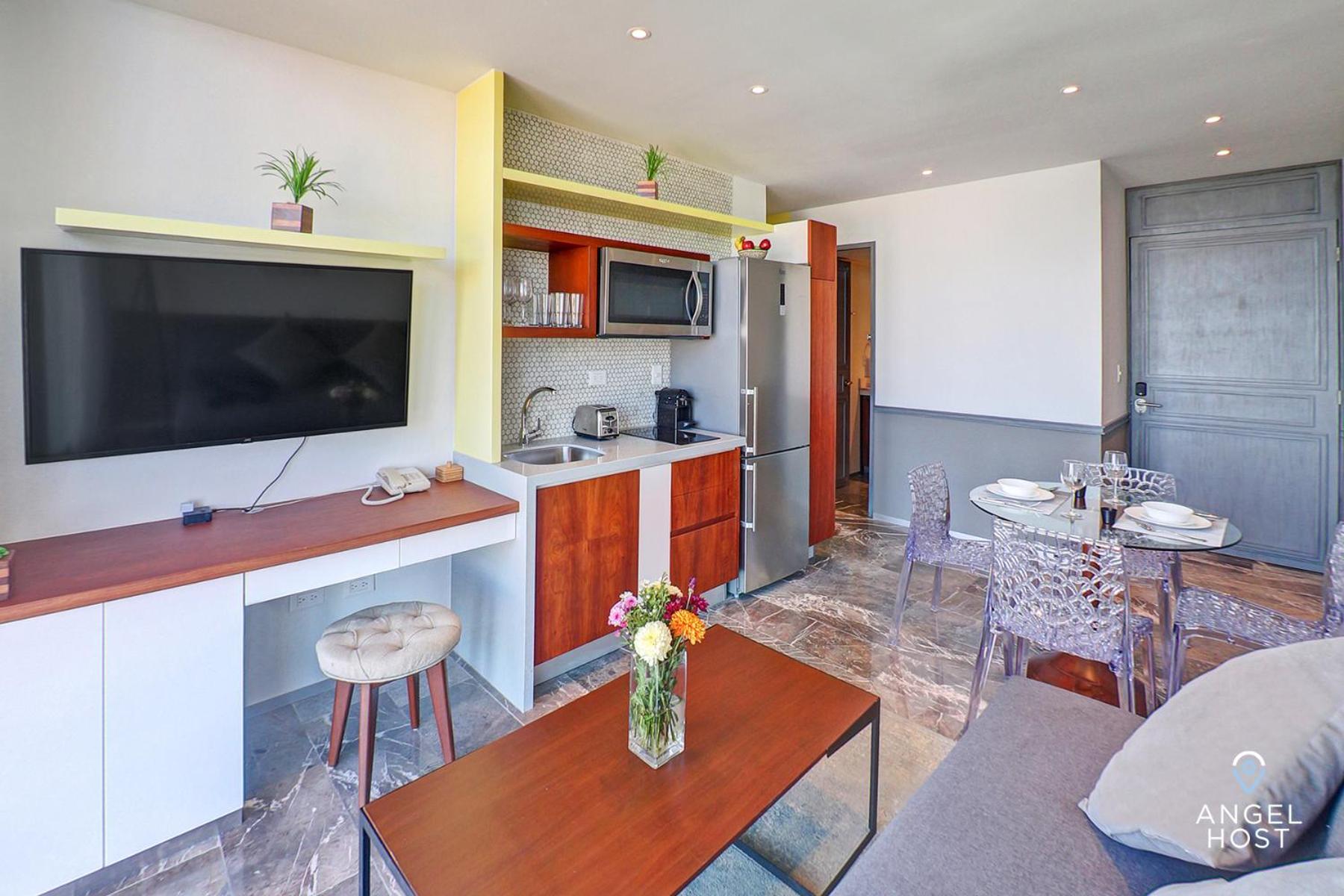 Singular by Stella Rentals