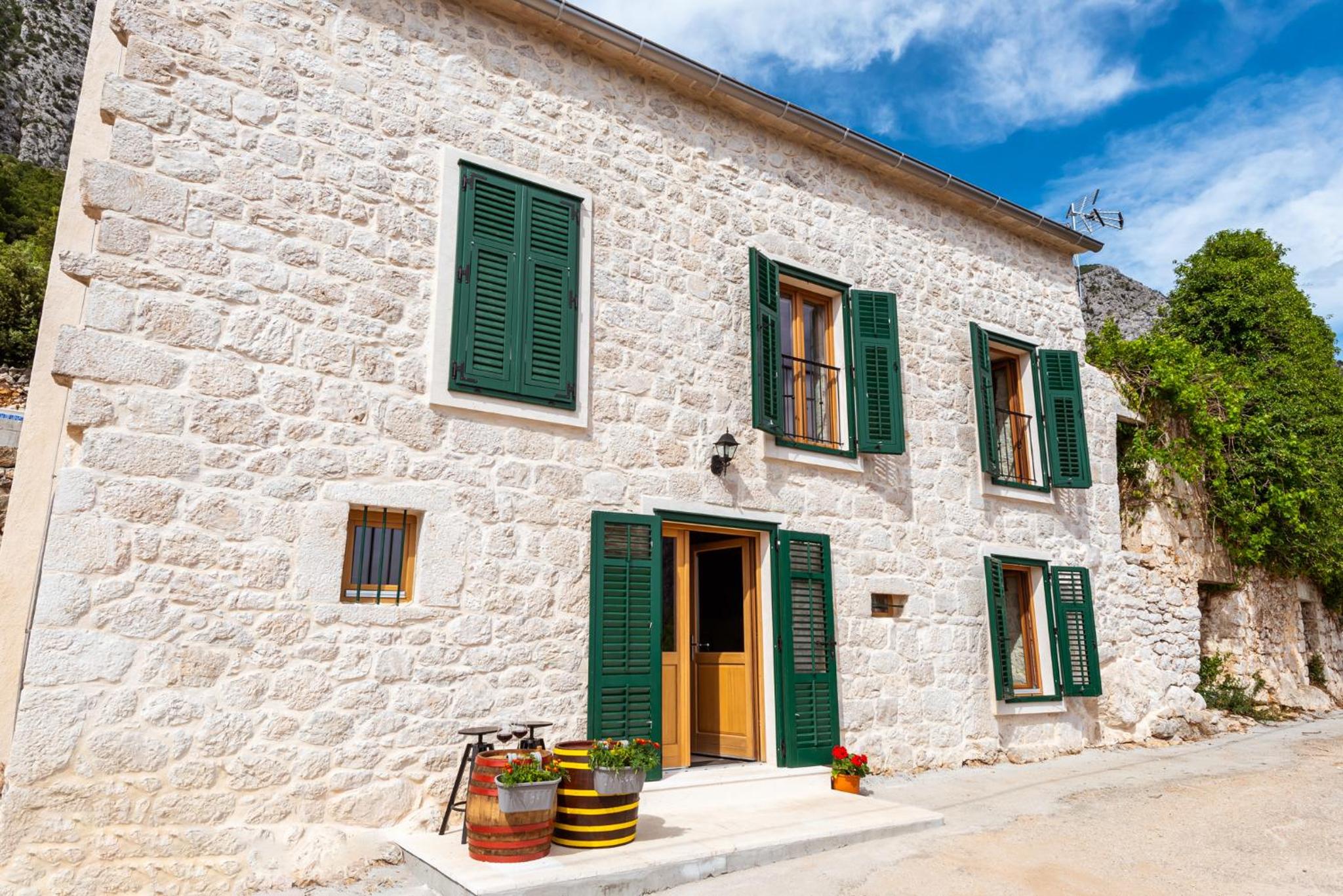 Hotel Villa Kontesa - Image 1