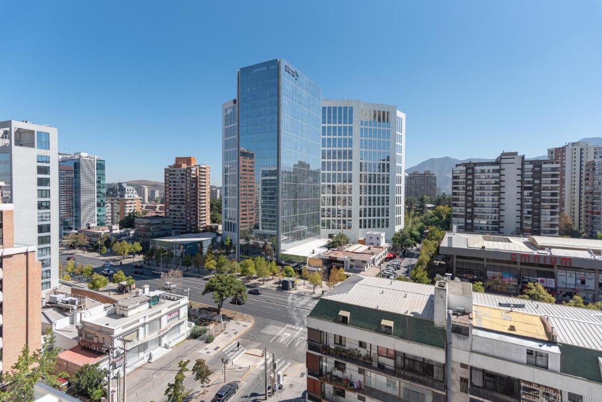 Uptown Luxe - Studio, Parking, Wifi, Pool & Metro