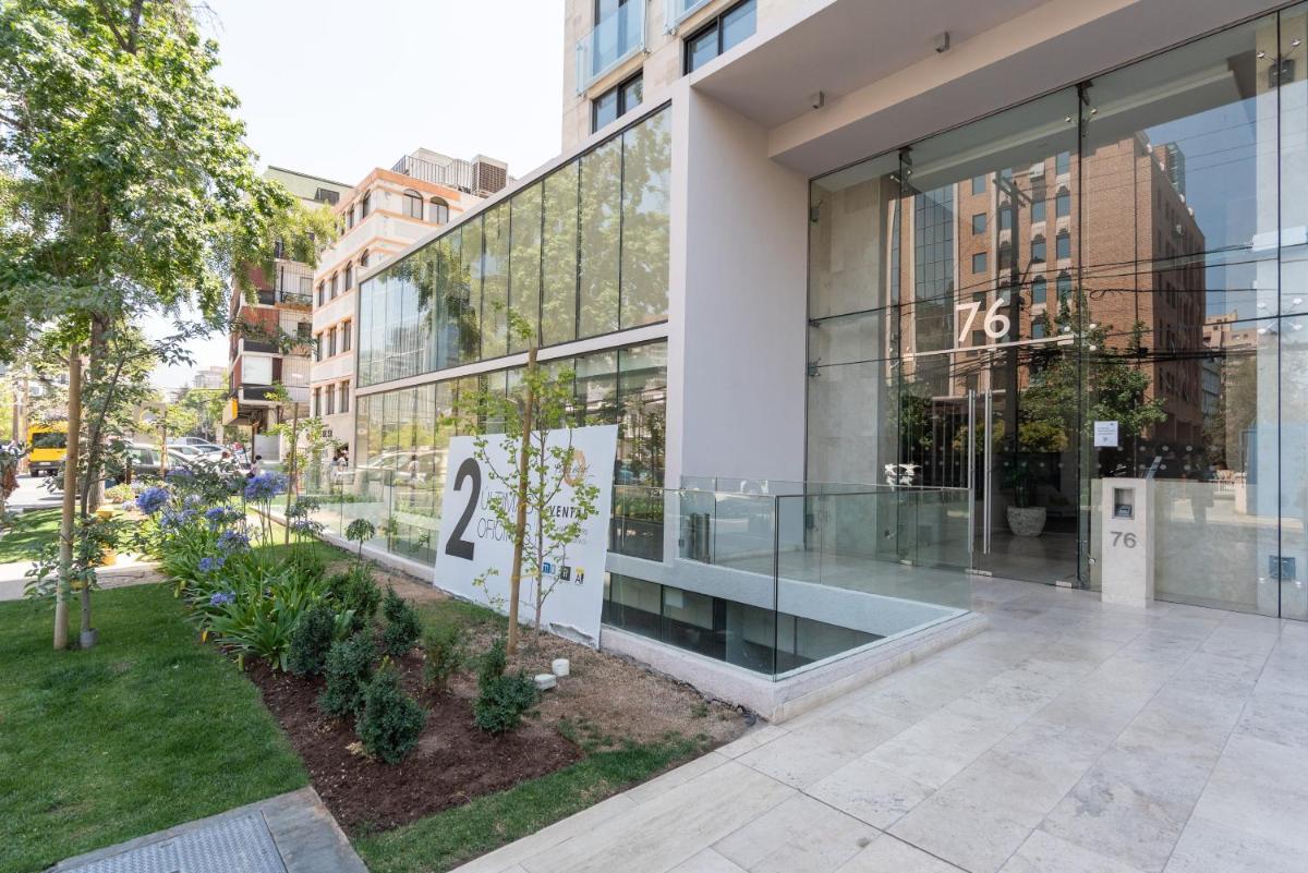 Uptown Luxe - Studio, Parking, Wifi, Pool & Metro