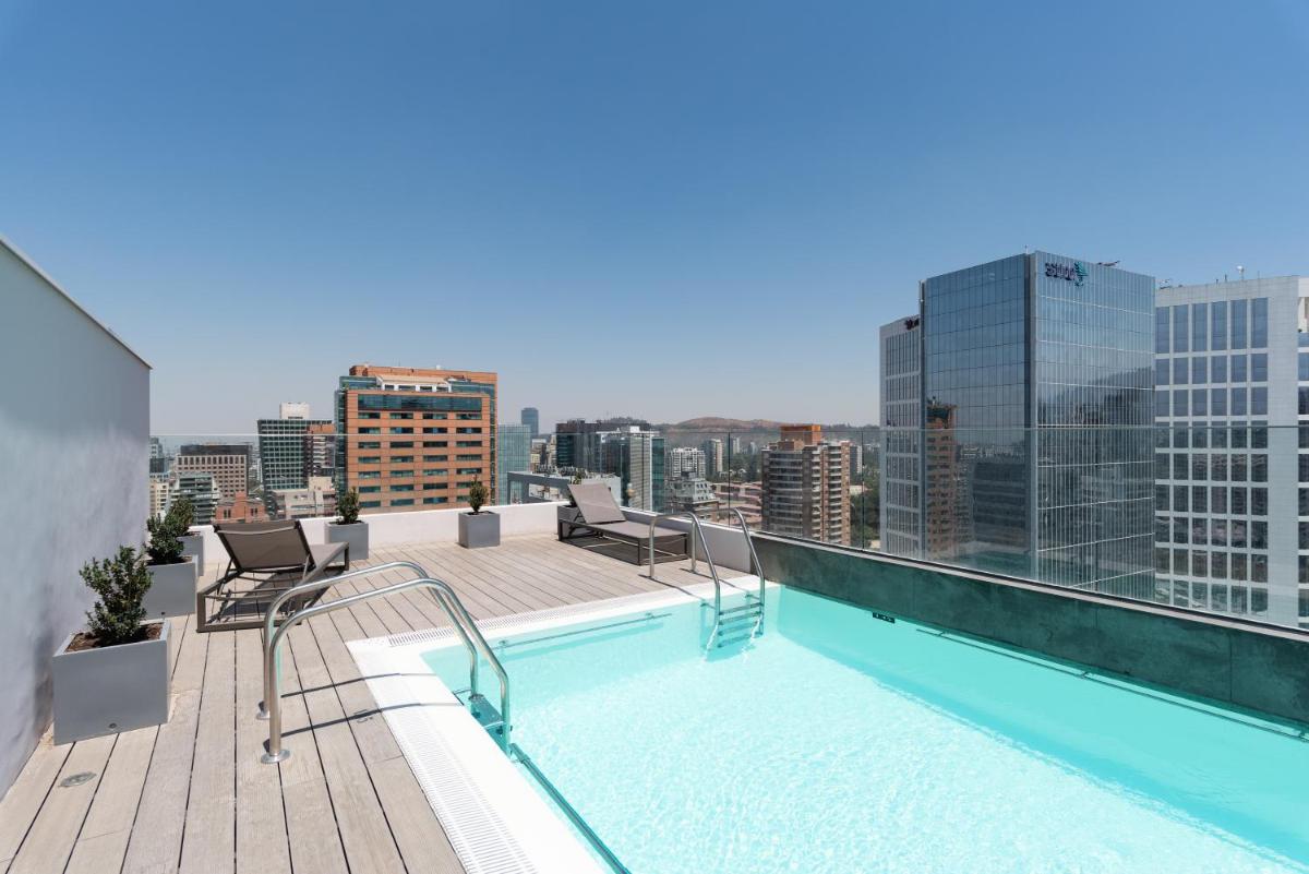 Uptown Luxe - Studio, Parking, Wifi, Pool & Metro