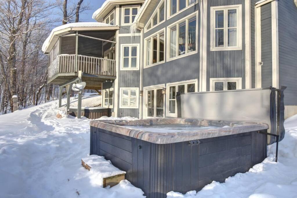 Ski-in/Car-out, HOT TUB with Amazing sunset view