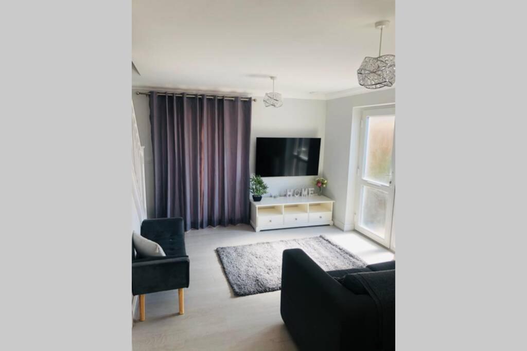 Modern House in Bournemouth town centre view 5