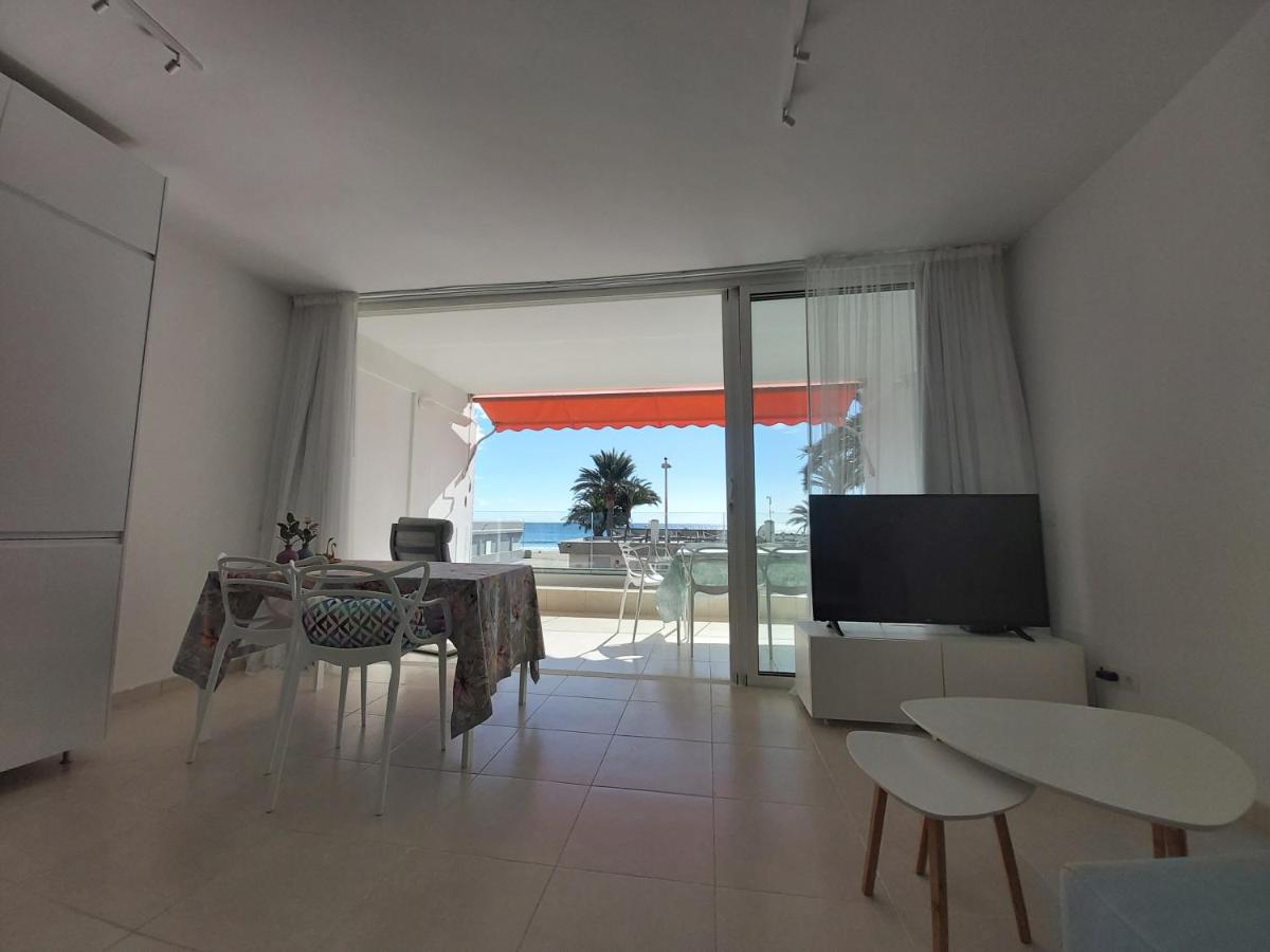 Las Burras Beach Apartment by StayinCanarias photo 4
