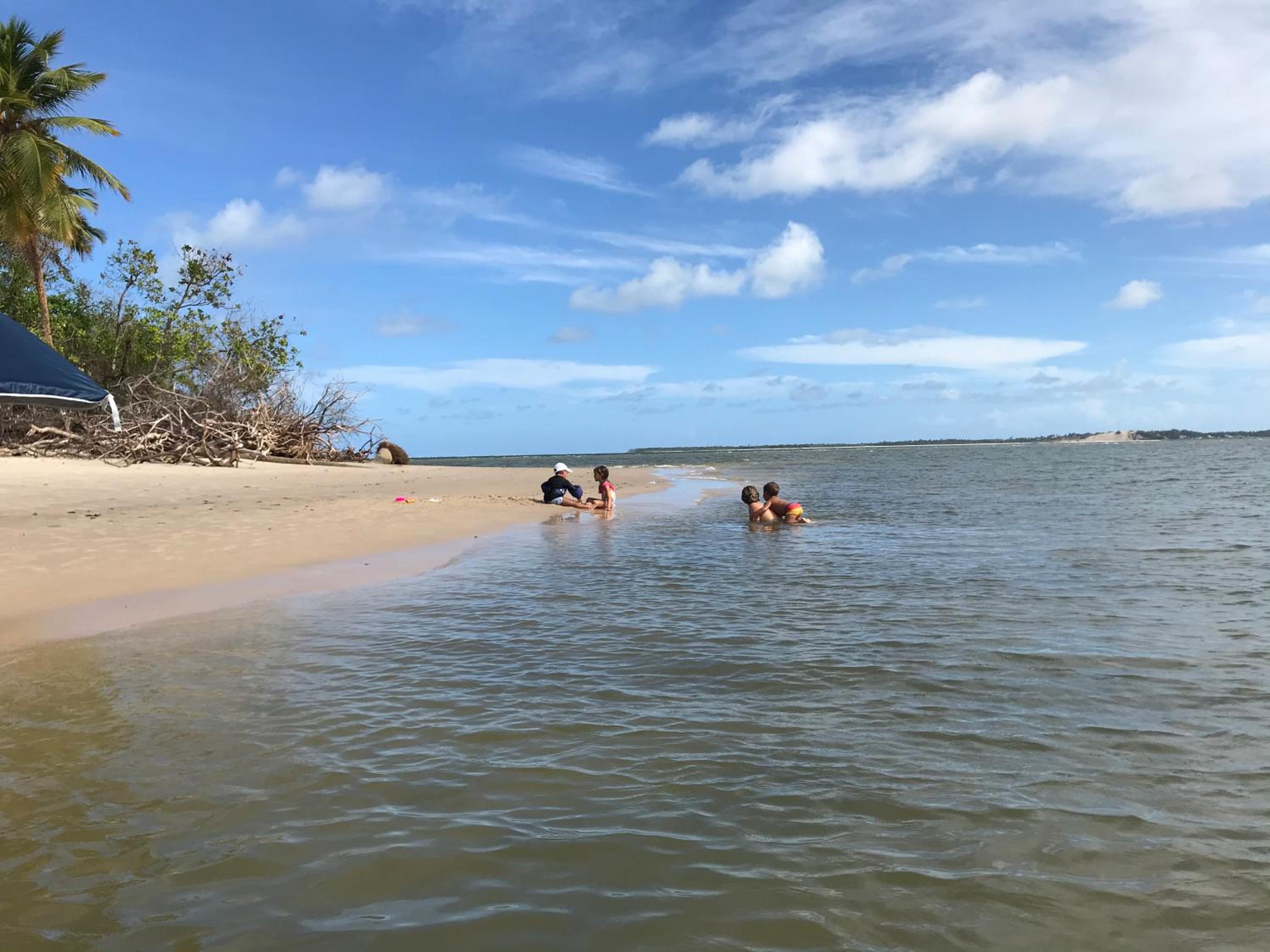 Villa das aguas-Praia do Saco-Proximo as lagoas dos Tambaquis e Mangue Seco