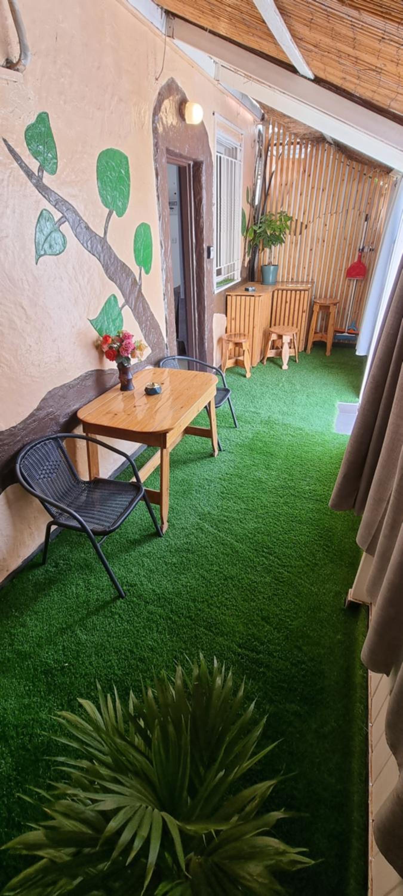 Asher's Apartments