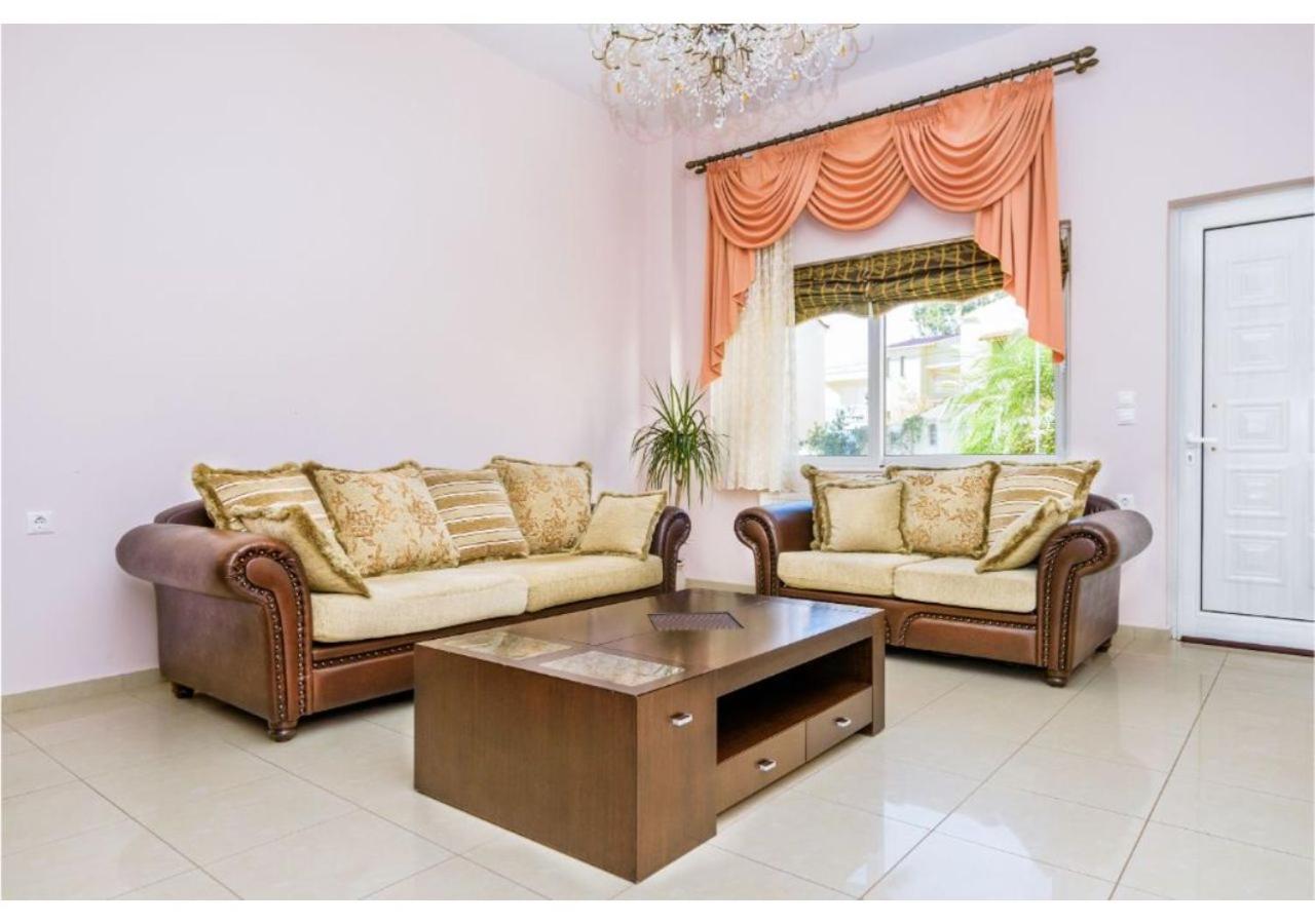 Andronikis House view 3