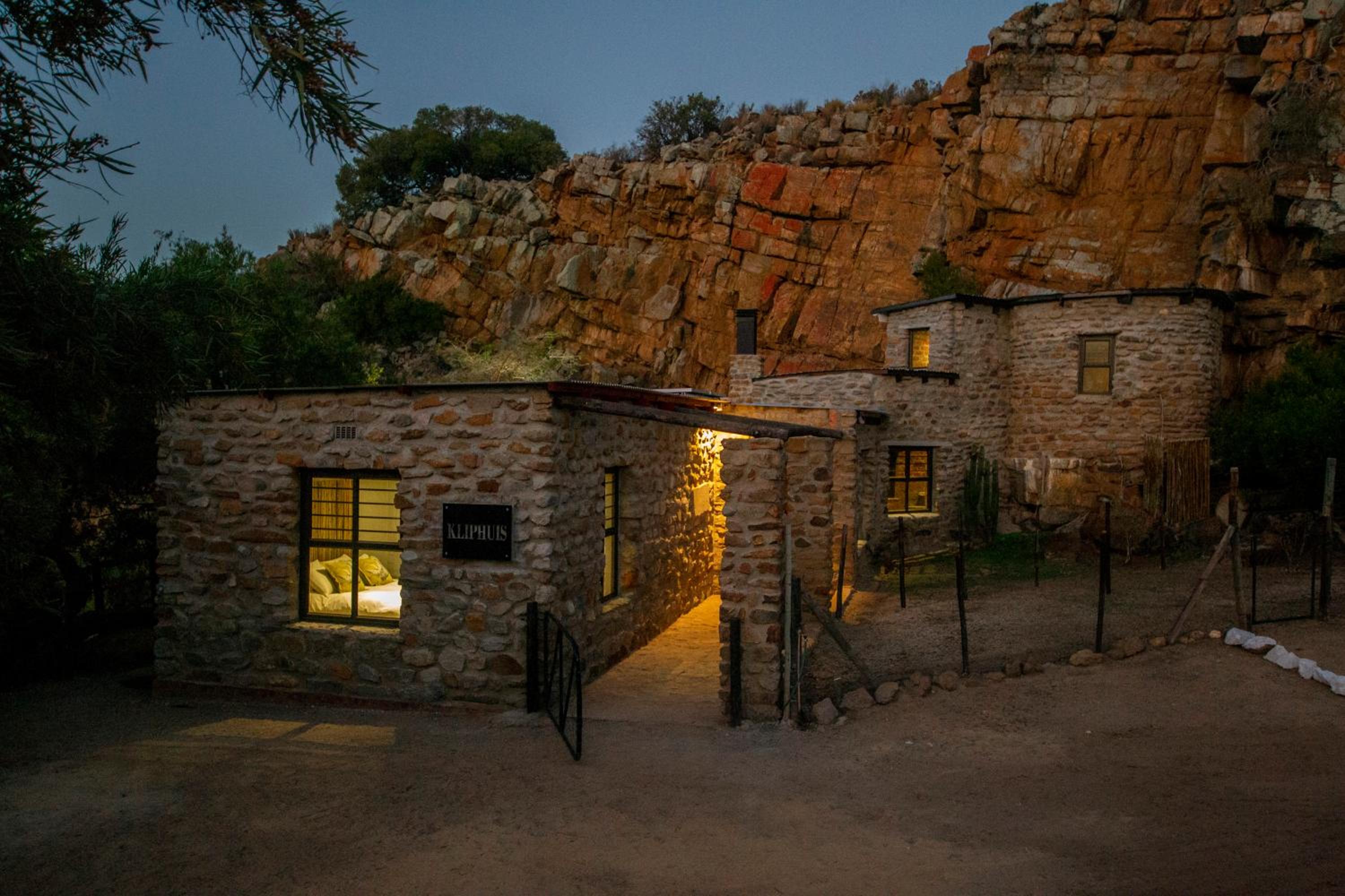 Desert Wind Private Guest and Game Farm view 4