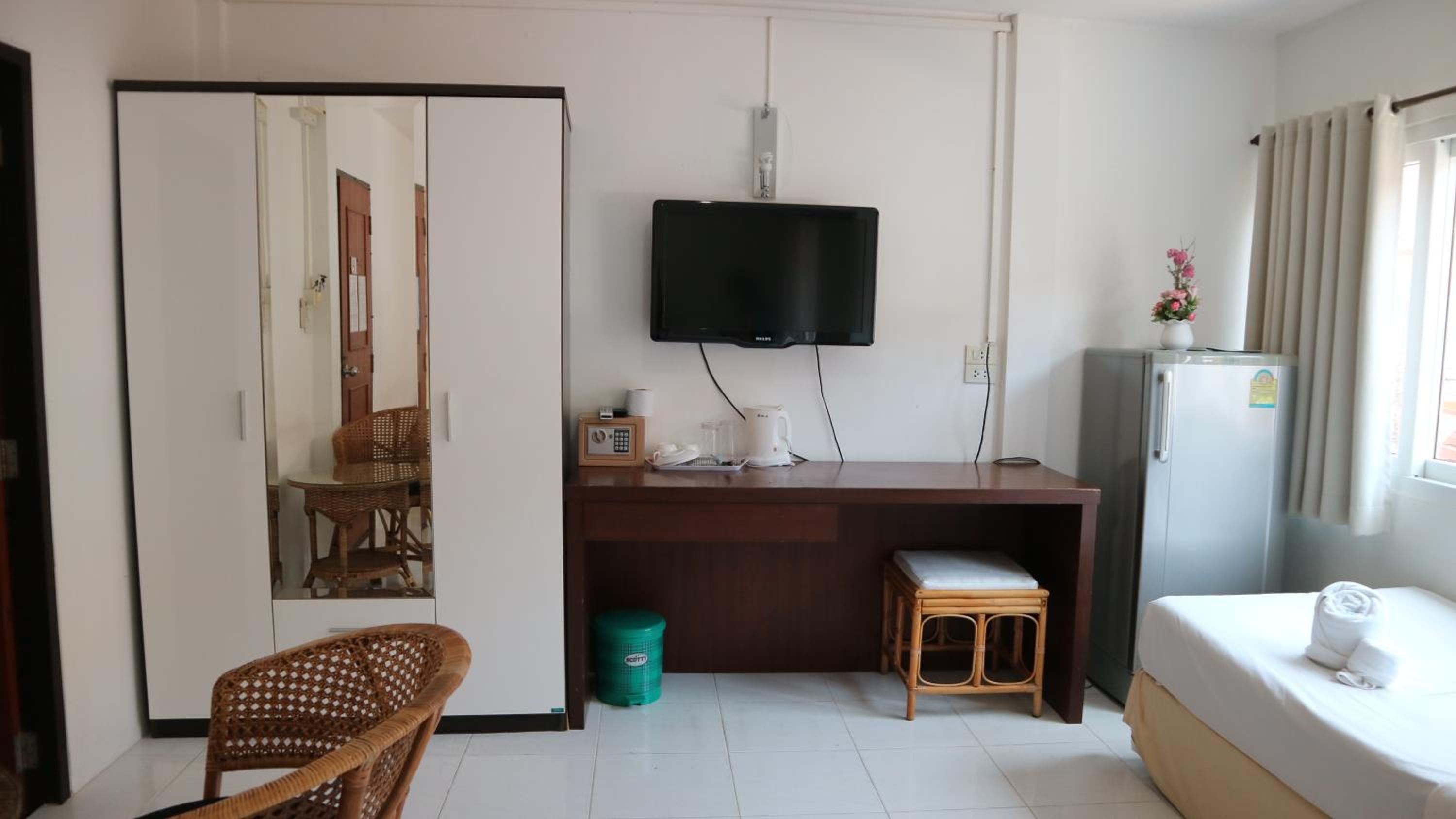 Sunshine Guest House — photo 75