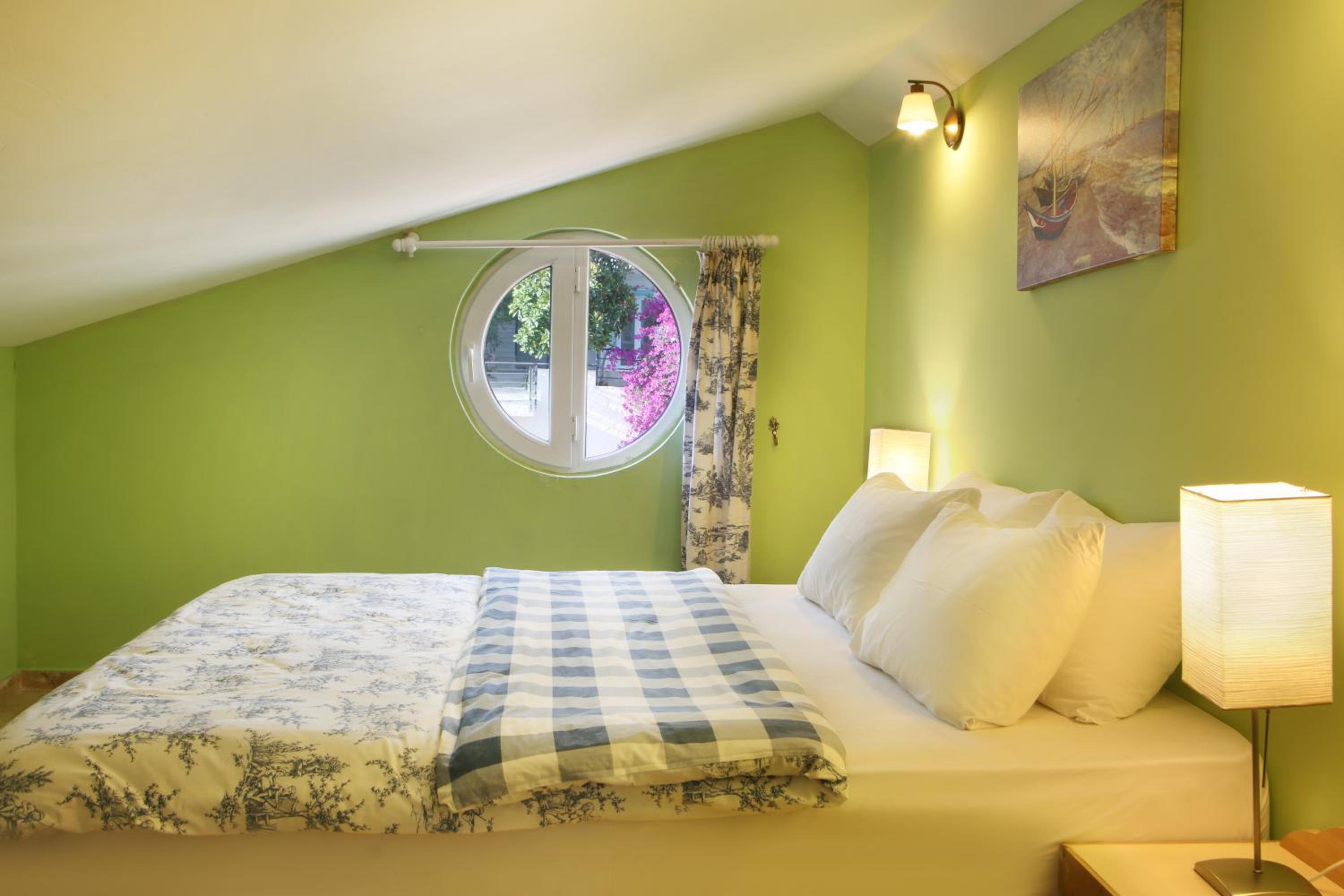 Saylam Suites - Image 28
