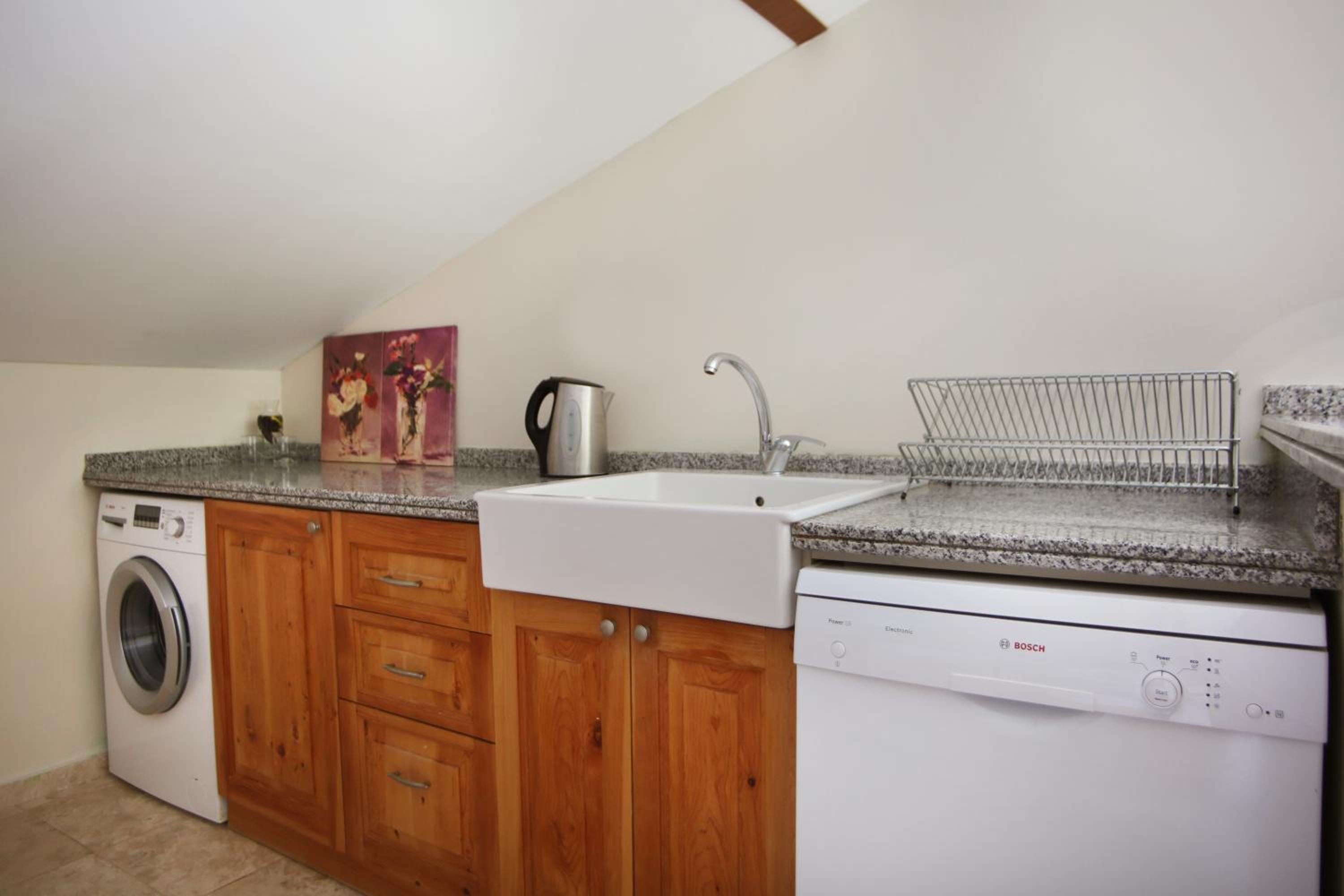 Saylam Suites - Image 27