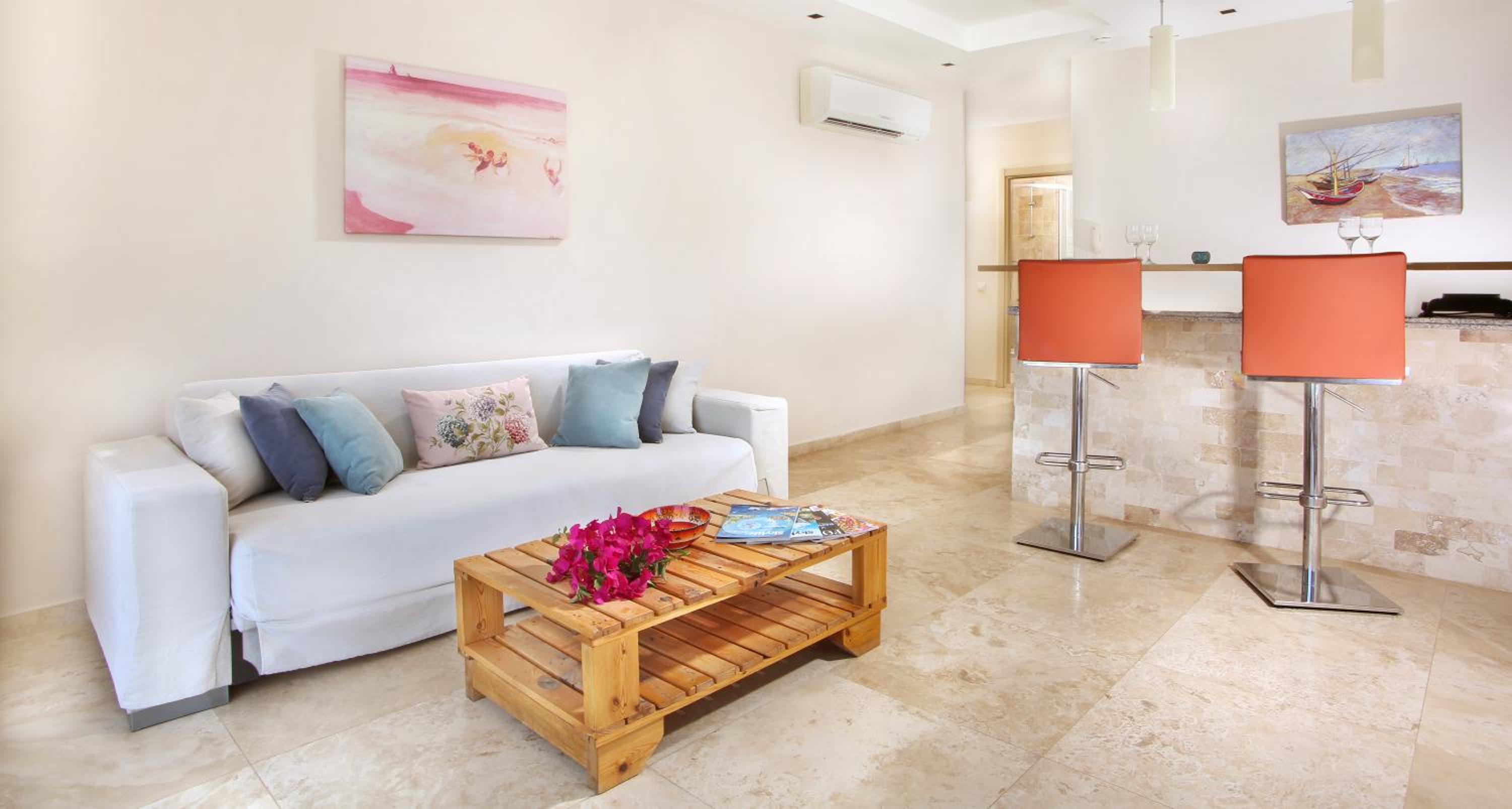 Saylam Suites - Image 35