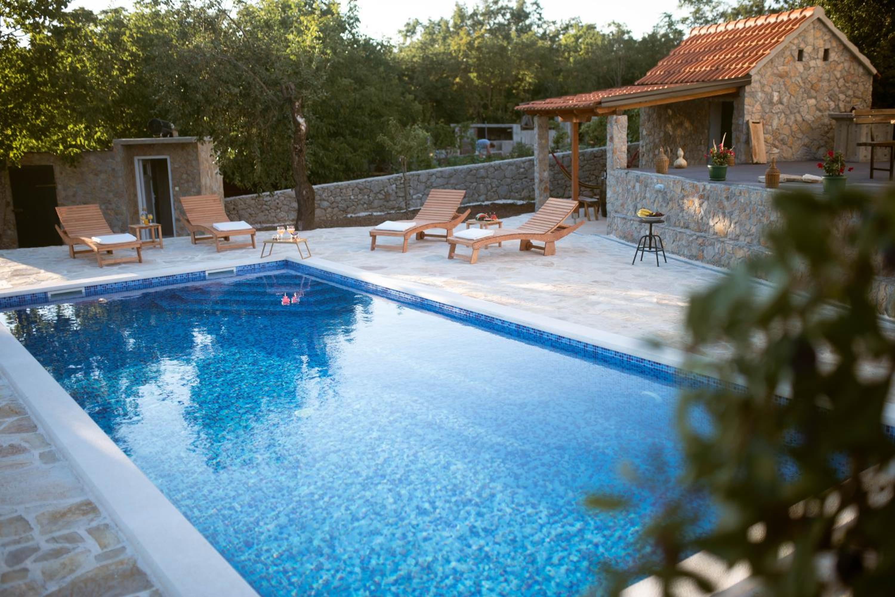Cassa Blanca with Heated Pool view 3