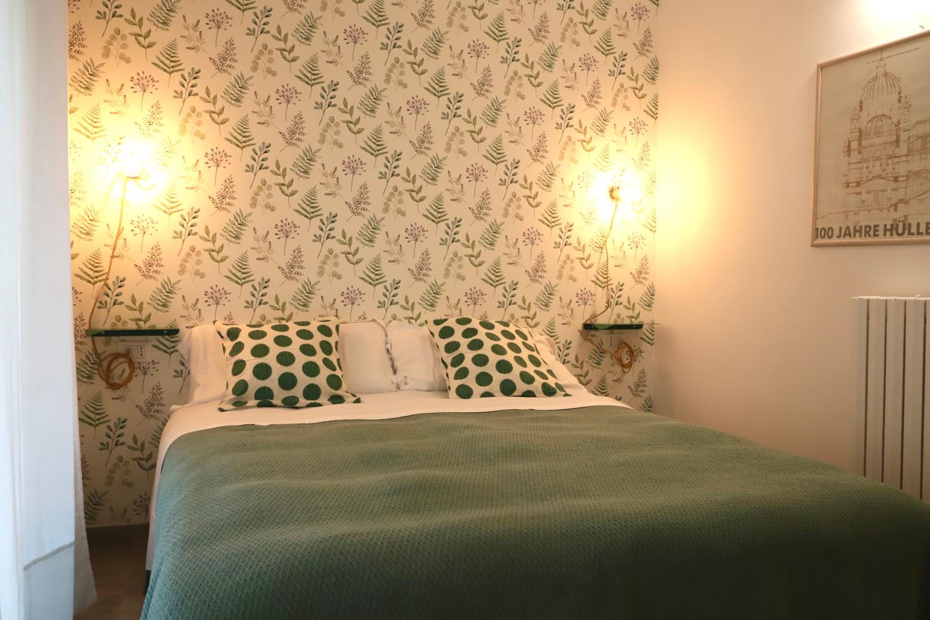 Delmirani's Book Apartments - Vatican View