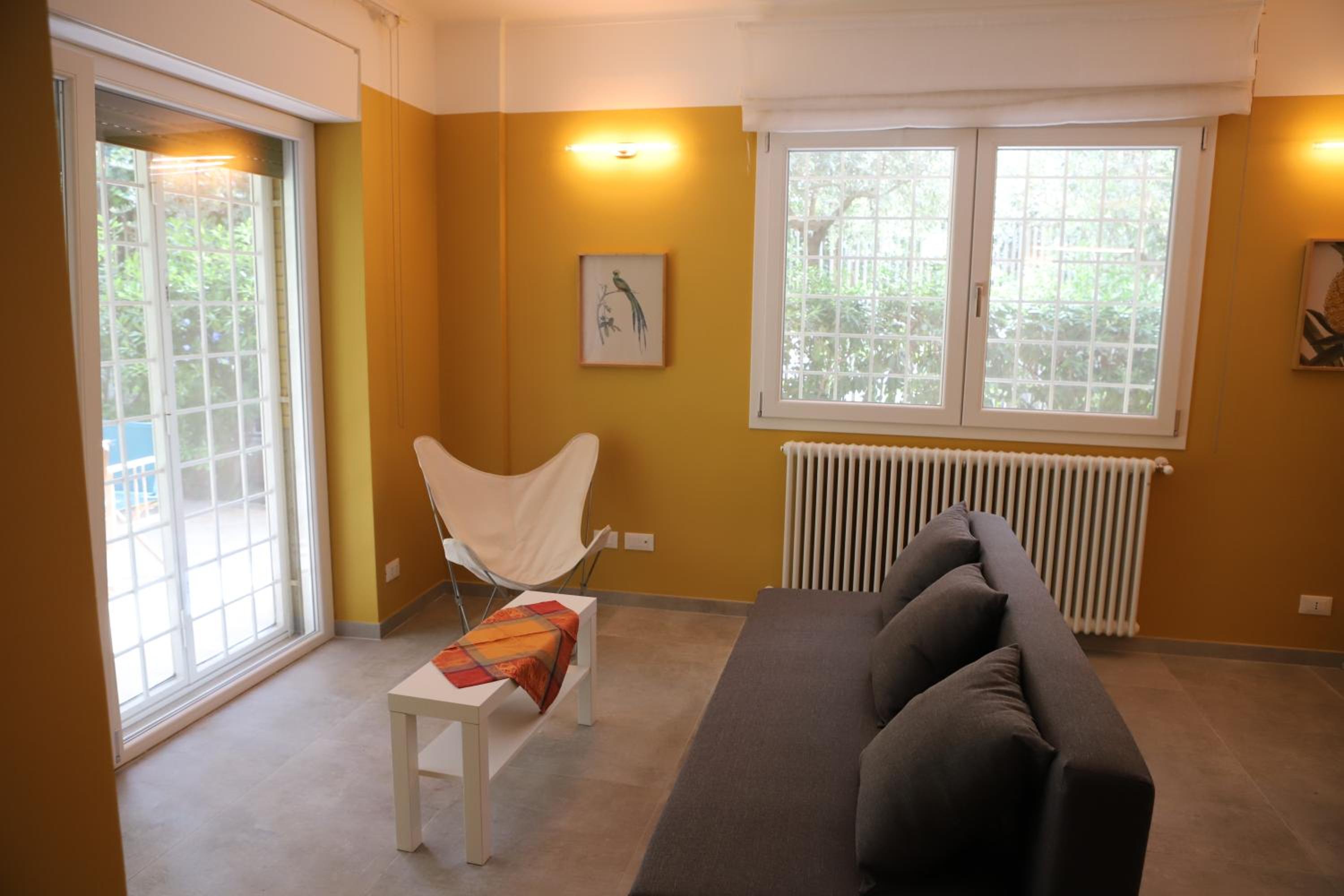 Delmirani's Book Apartments - Vatican View