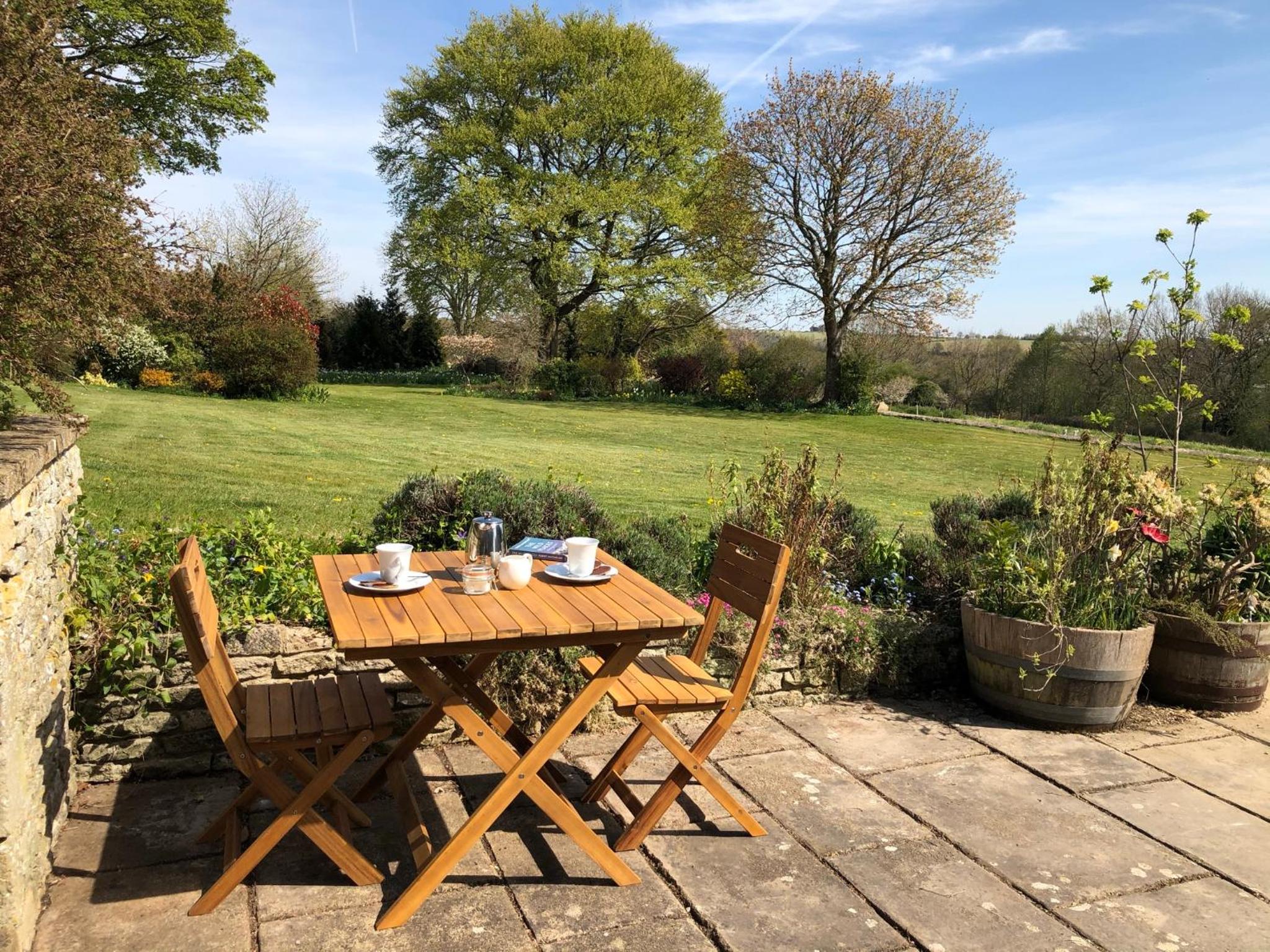 Stroud Vacations - Courtyard Cottage - Property Image 4