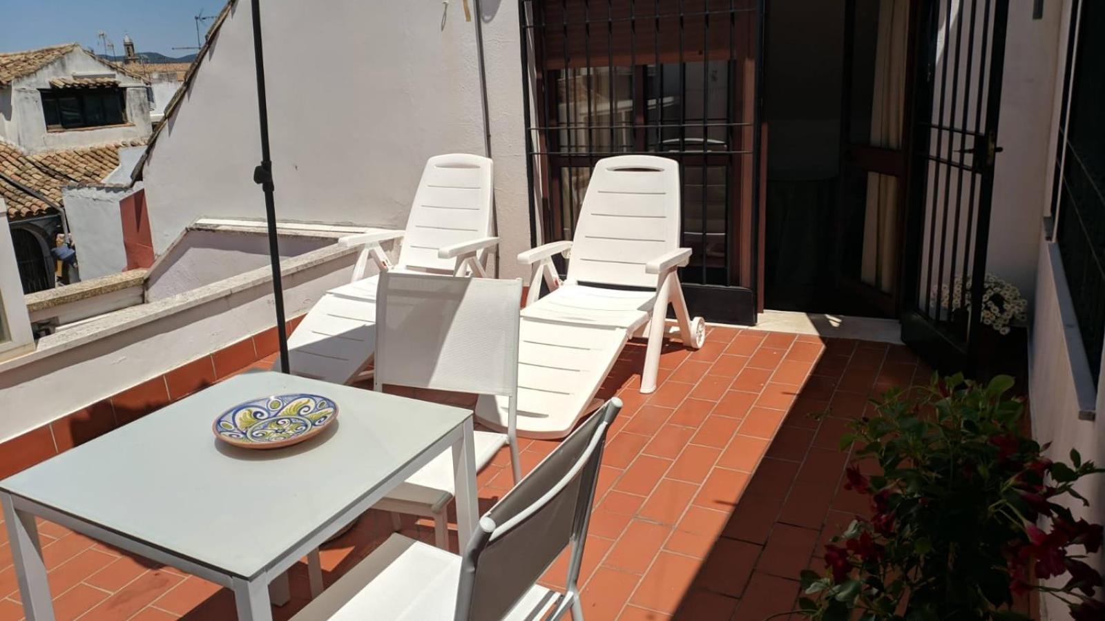 Apartamentos Plaza