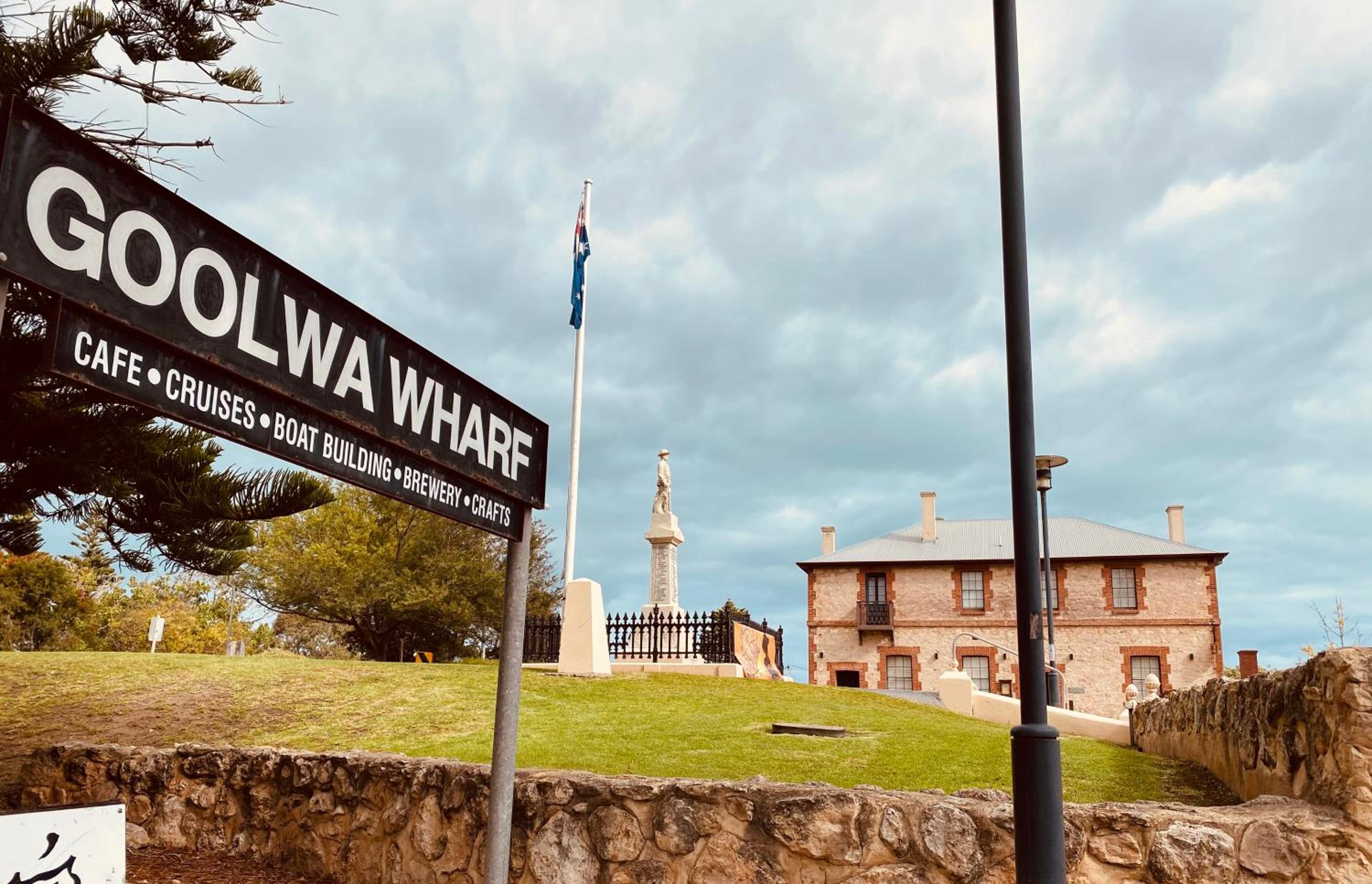 Goolwa Mariner’s Cottage - Free Wifi and Pet Friendly - Centrally located in Historic Region