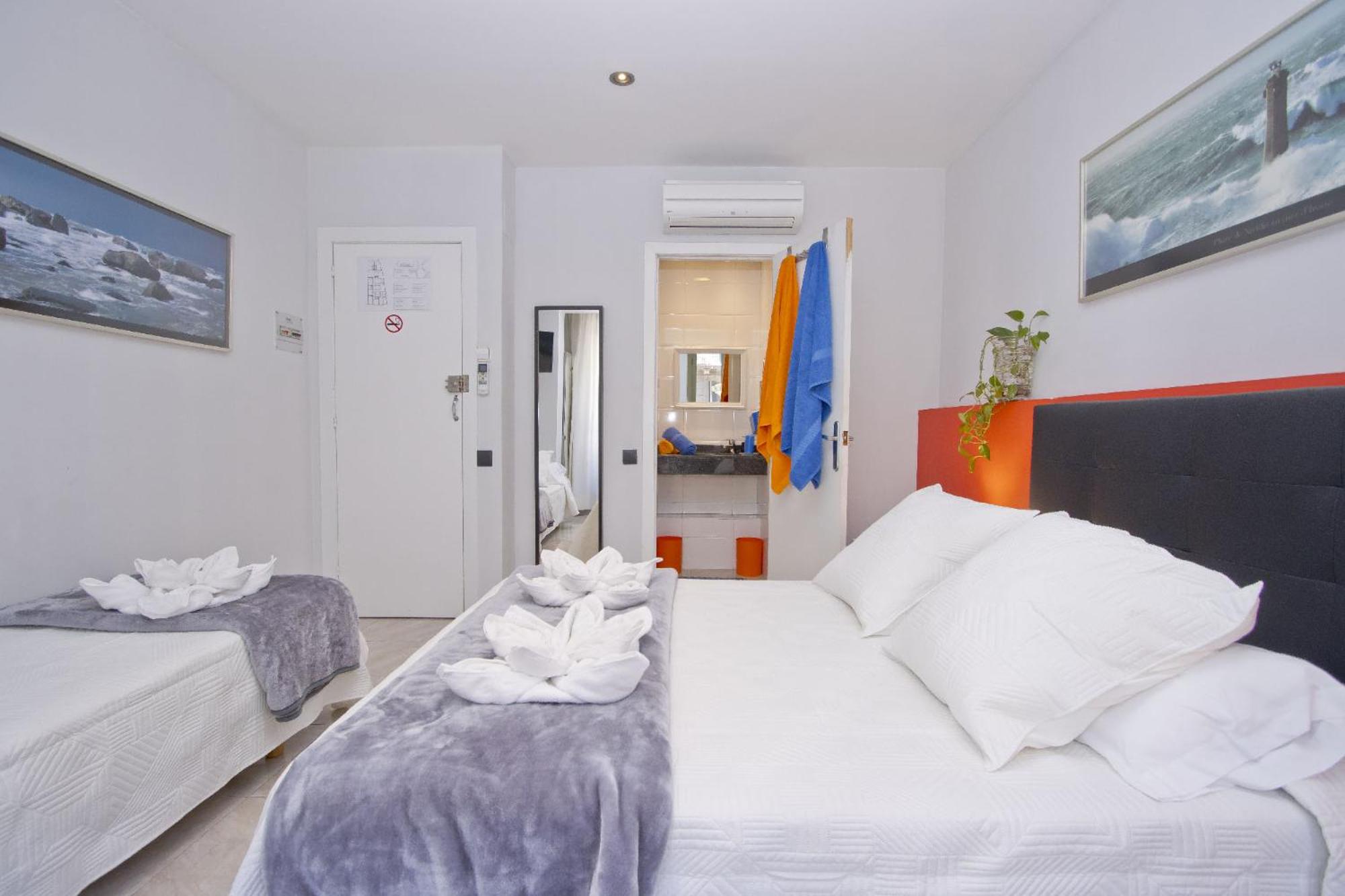 Barcelona City Centre Hostal