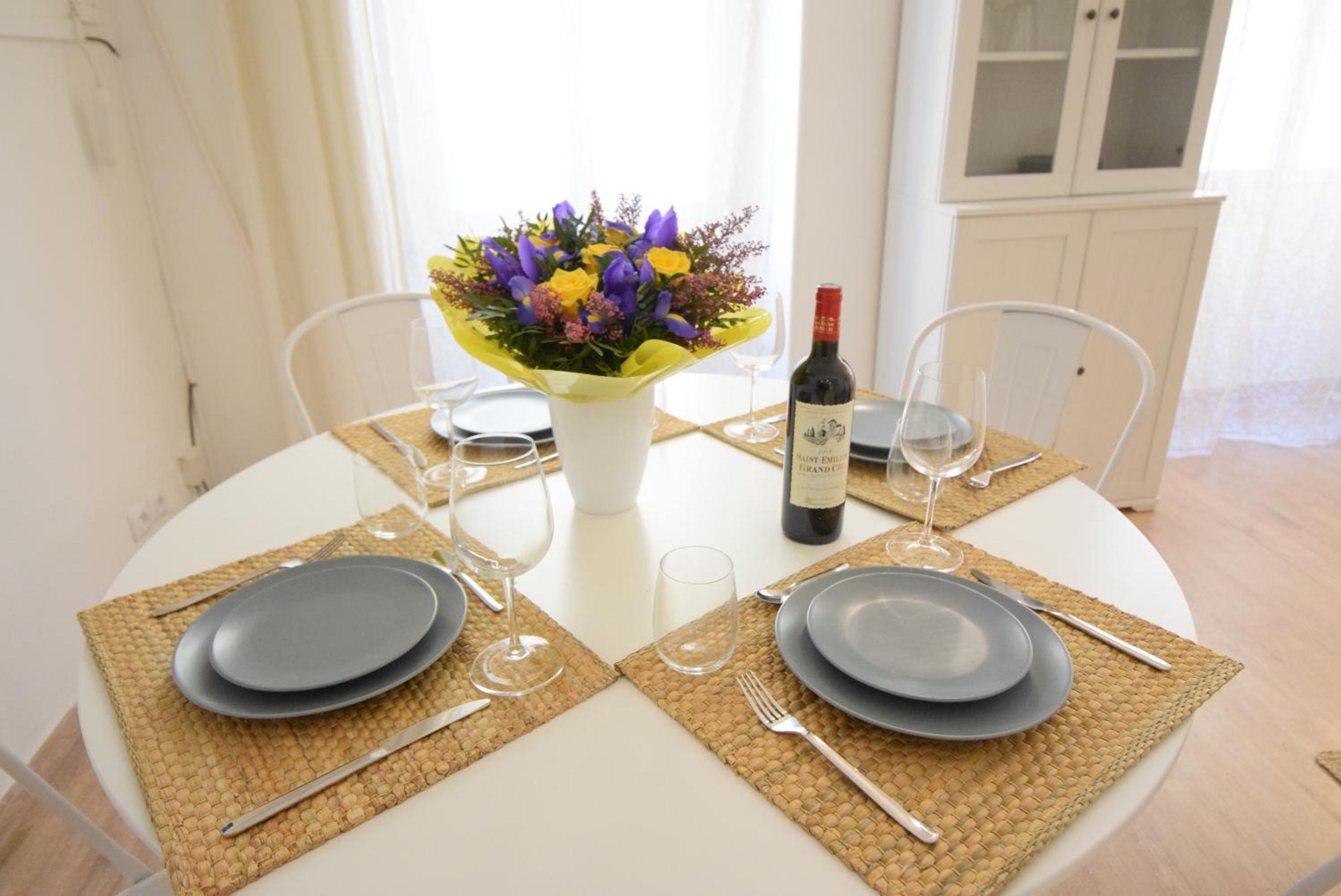 Nice Renting - BARILLERIE - COZY LOFT OLD NICE - SEA FRONT - SALEYA - MASSENA photo 4