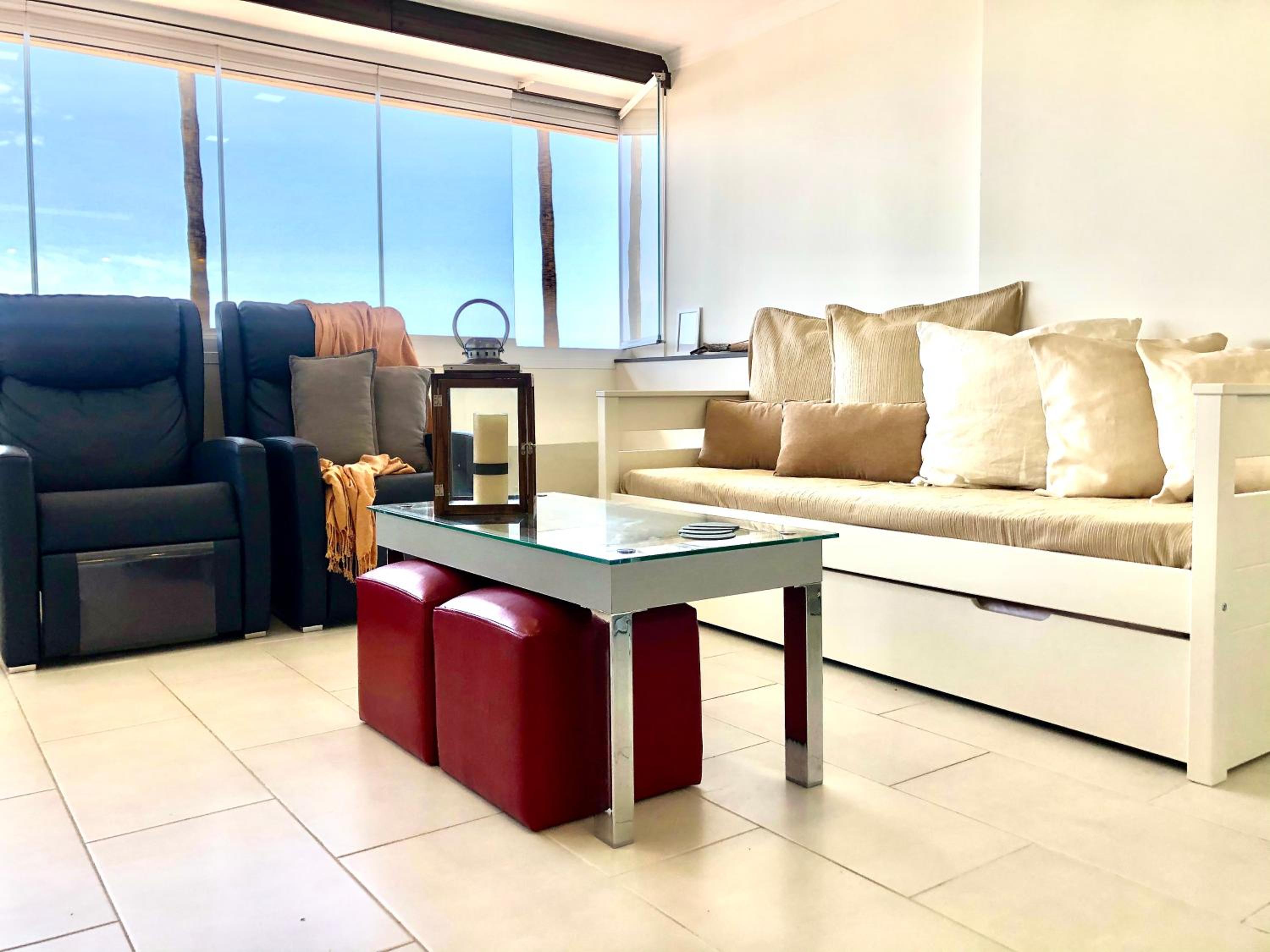 Beach Front Apartment-1st Line view 2