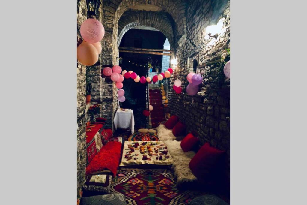 Kubeja Guest House