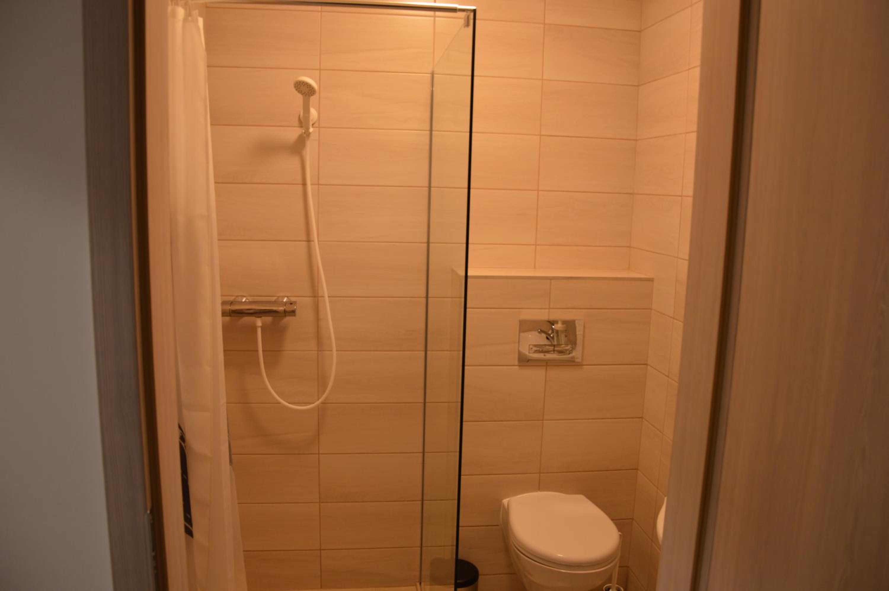 Apartman-Tata