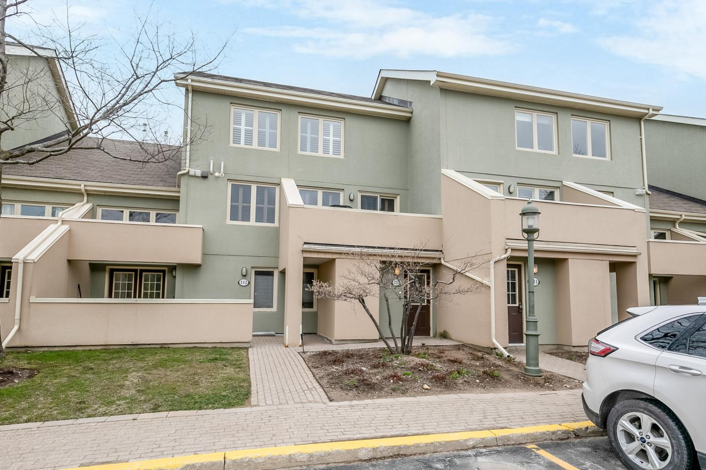 Stunning Townhouse - 3 BDRM Blue Mountain Village Sauna!