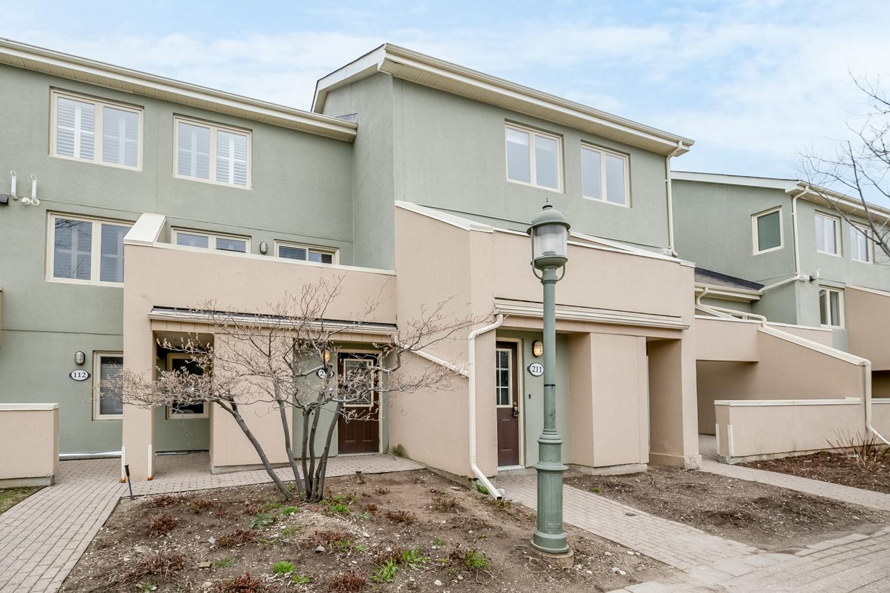Stunning Townhouse - 3 BDRM Blue Mountain Village Sauna!