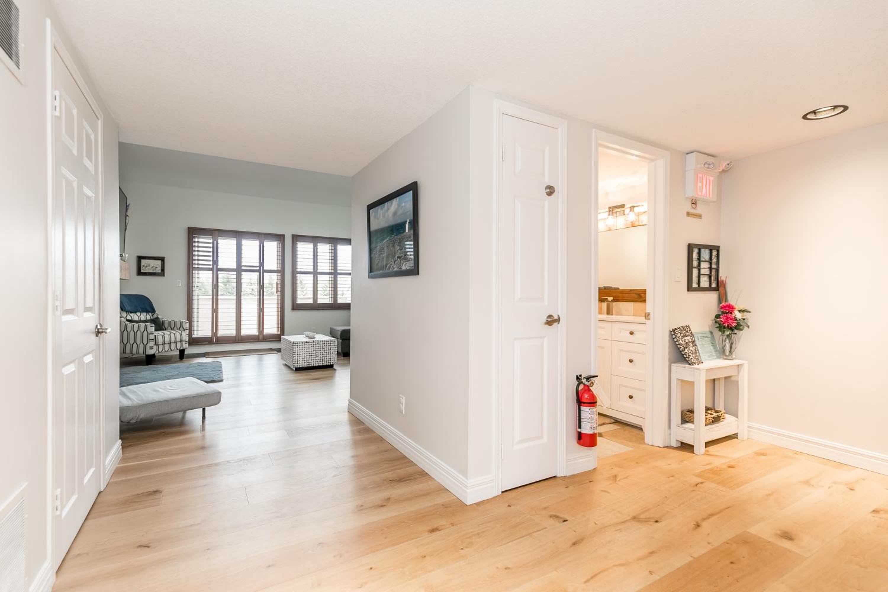Stunning Townhouse - 3 BDRM Blue Mountain Village Sauna!