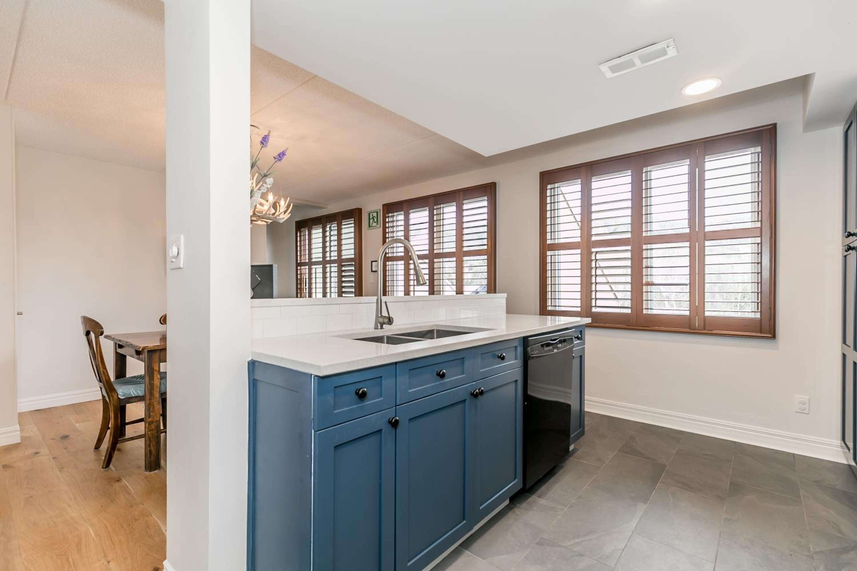 Stunning Townhouse - 3 BDRM Blue Mountain Village Sauna!