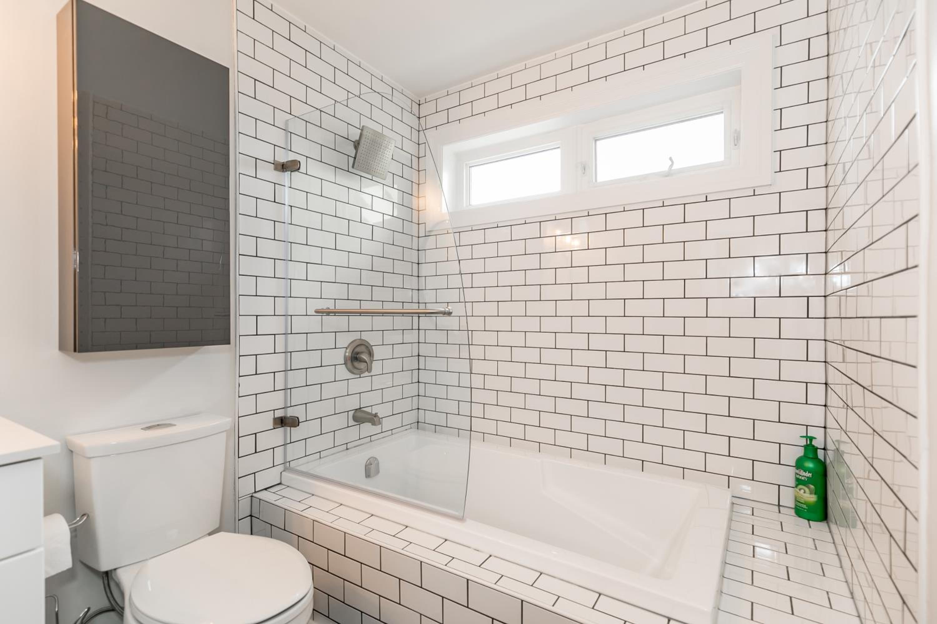 Stunning Townhouse - 3 BDRM Blue Mountain Village Sauna!