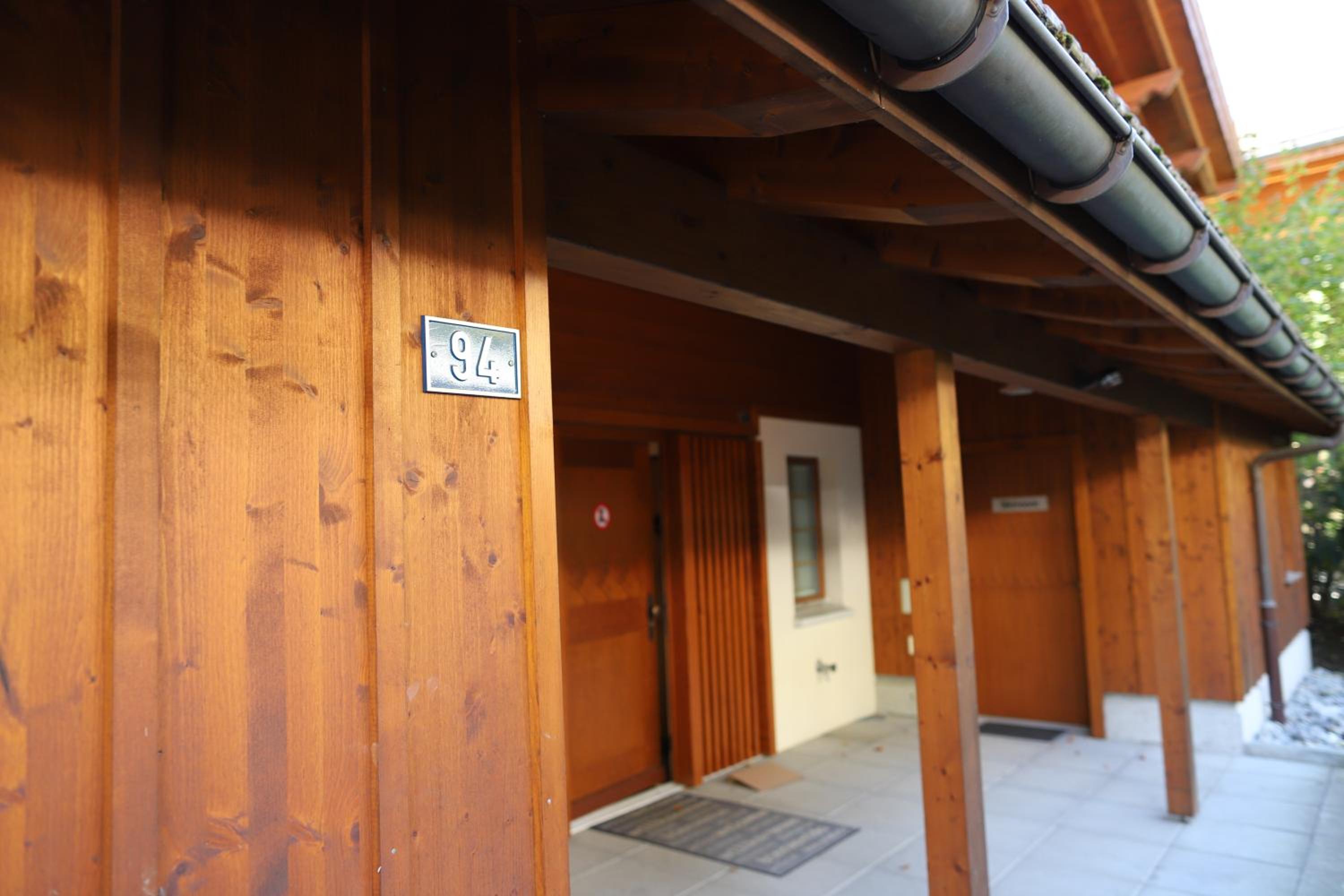 Excellent flat with a fantastic view of the Eiger!