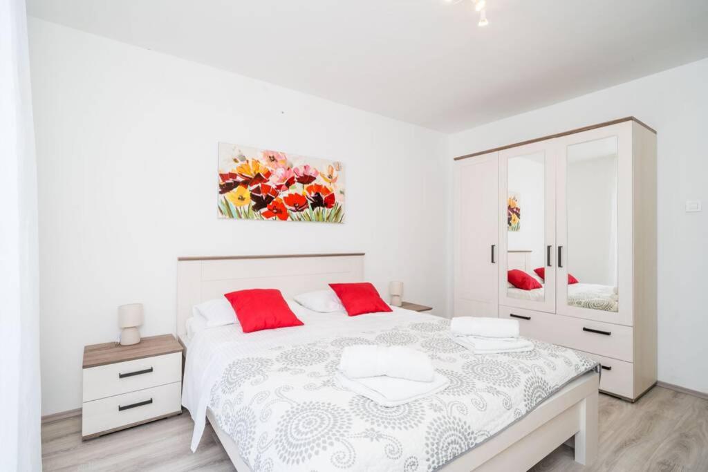 Apartment Katarina sea view
