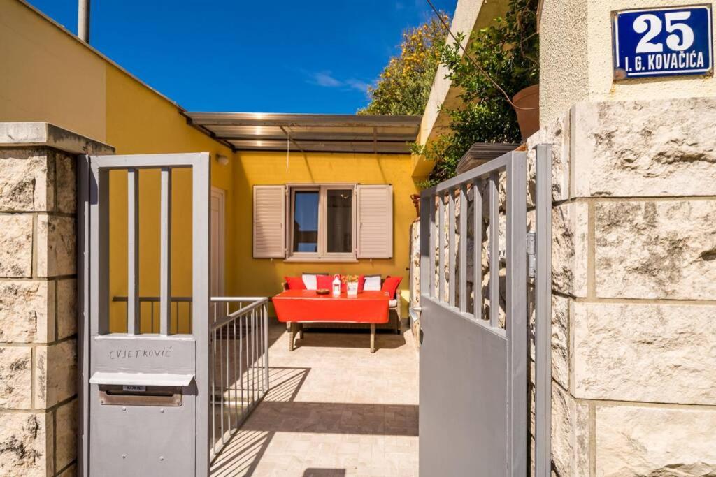 Apartment Katarina sea view
