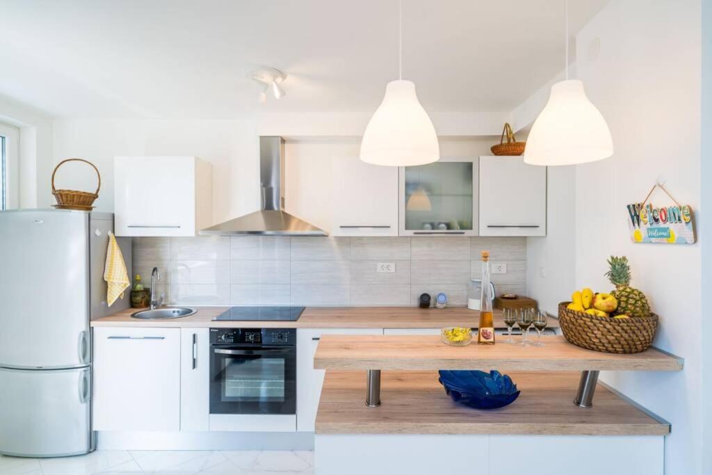 Apartment Katarina sea view