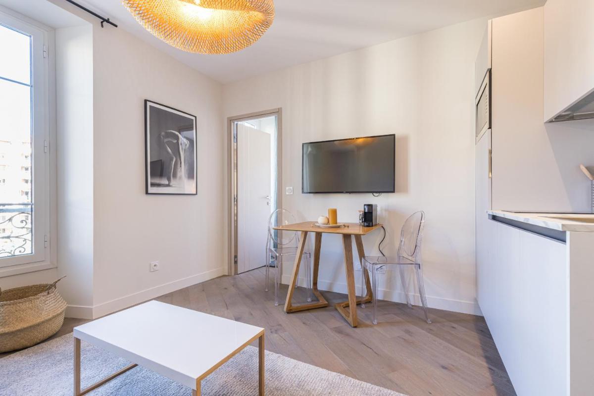 SMARTBNB - Beau 2 pieces lumineux et cosy - Climatise view 2