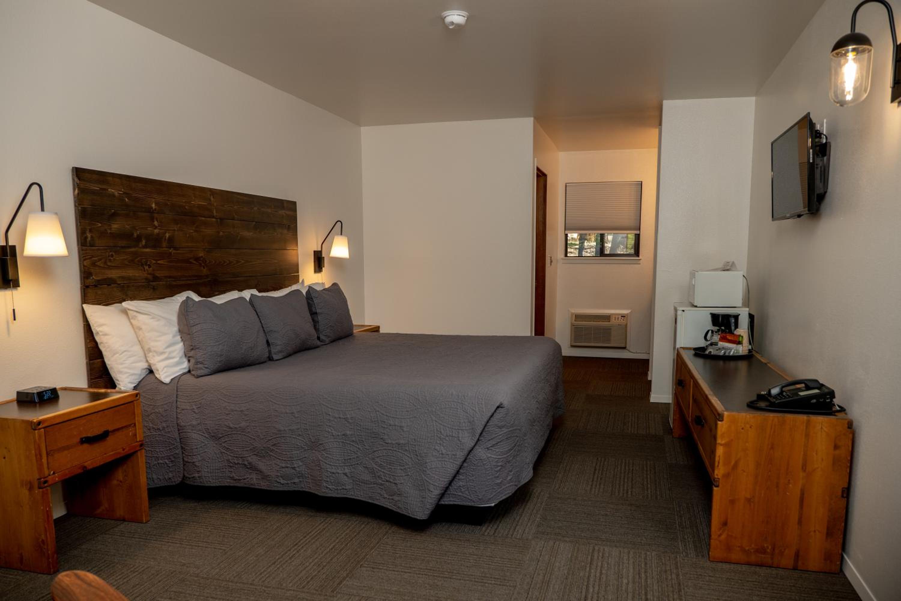Eagle Cap Chalets