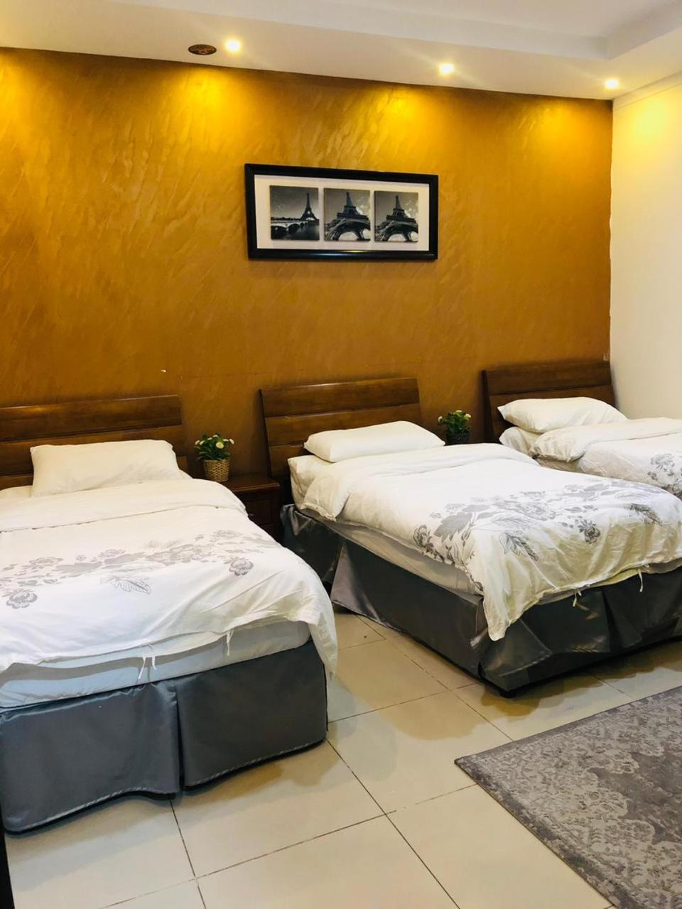 Al Dana Plaza Villas