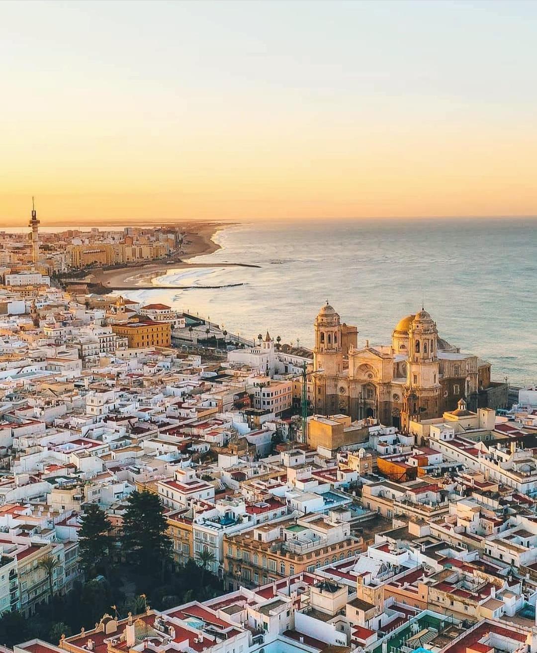 No 38 Cádiz view 3