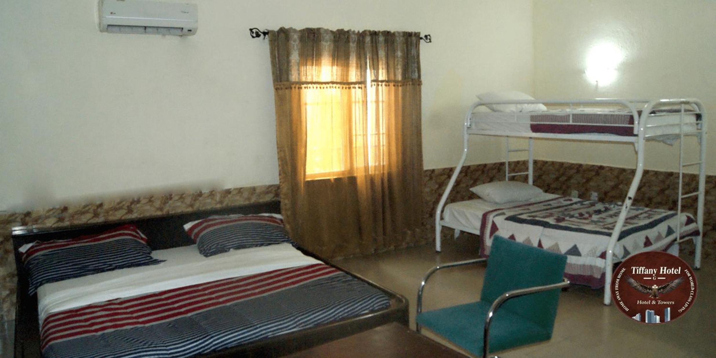Tiffany Hotels And Towers - Guest Room