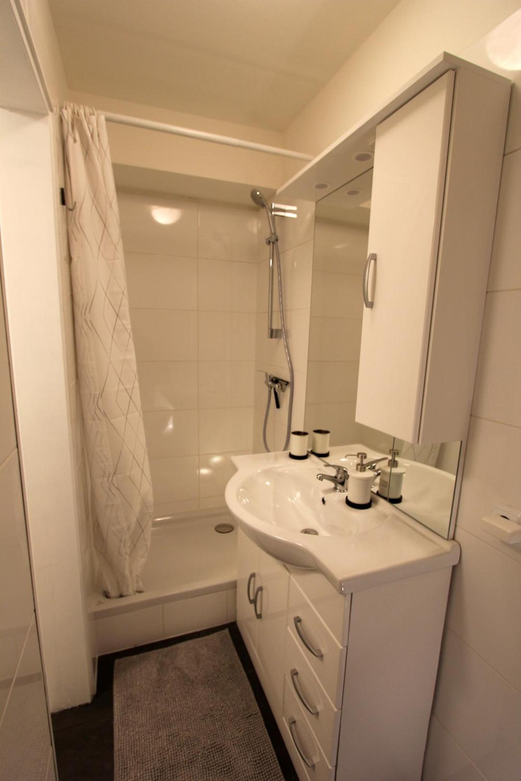 Wunderschön zwischen Ortsausgang und Waldesrand gelegene, schöne Apartments