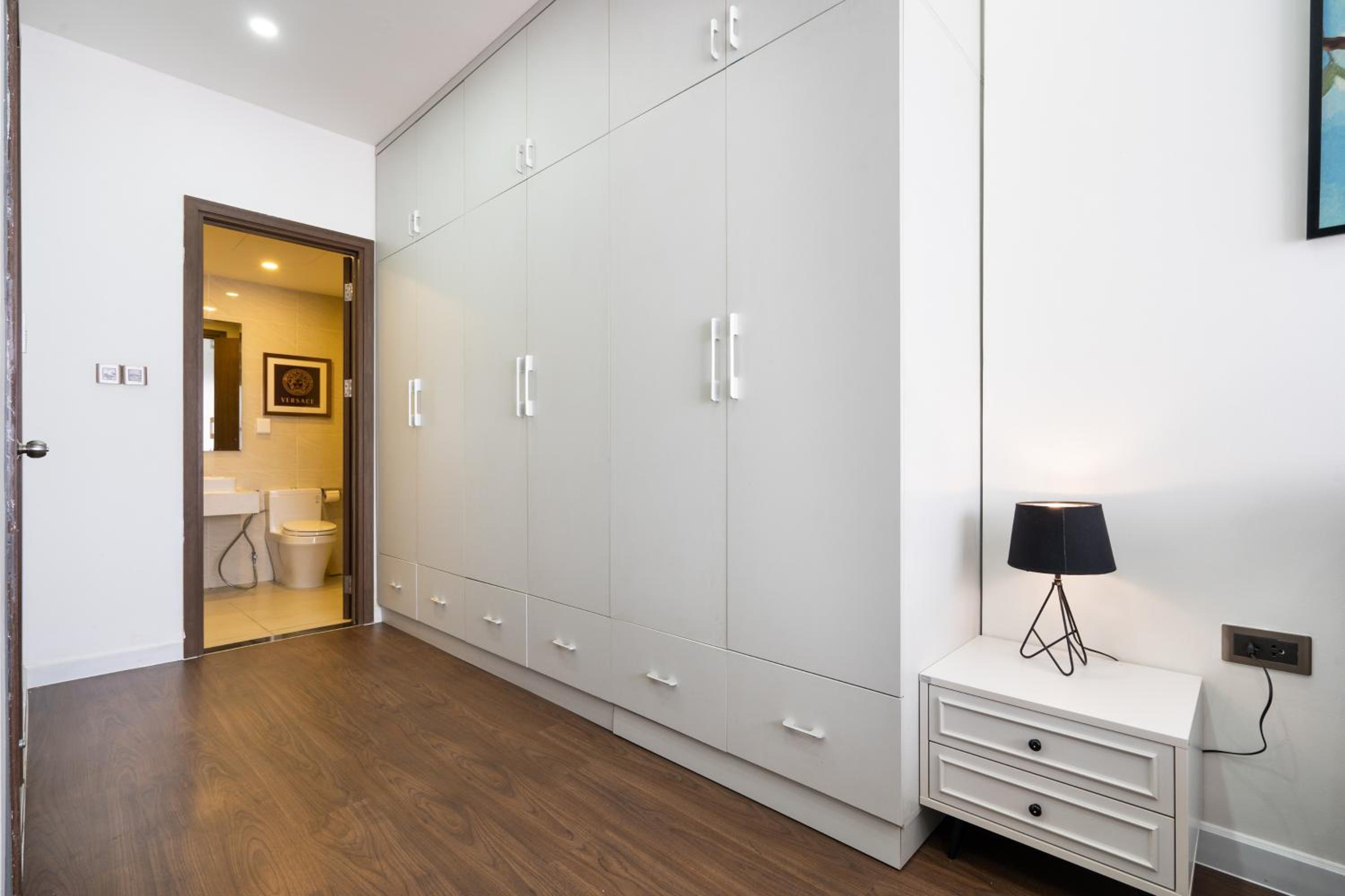 Saigon Royal Apartment 2 bedroom in center