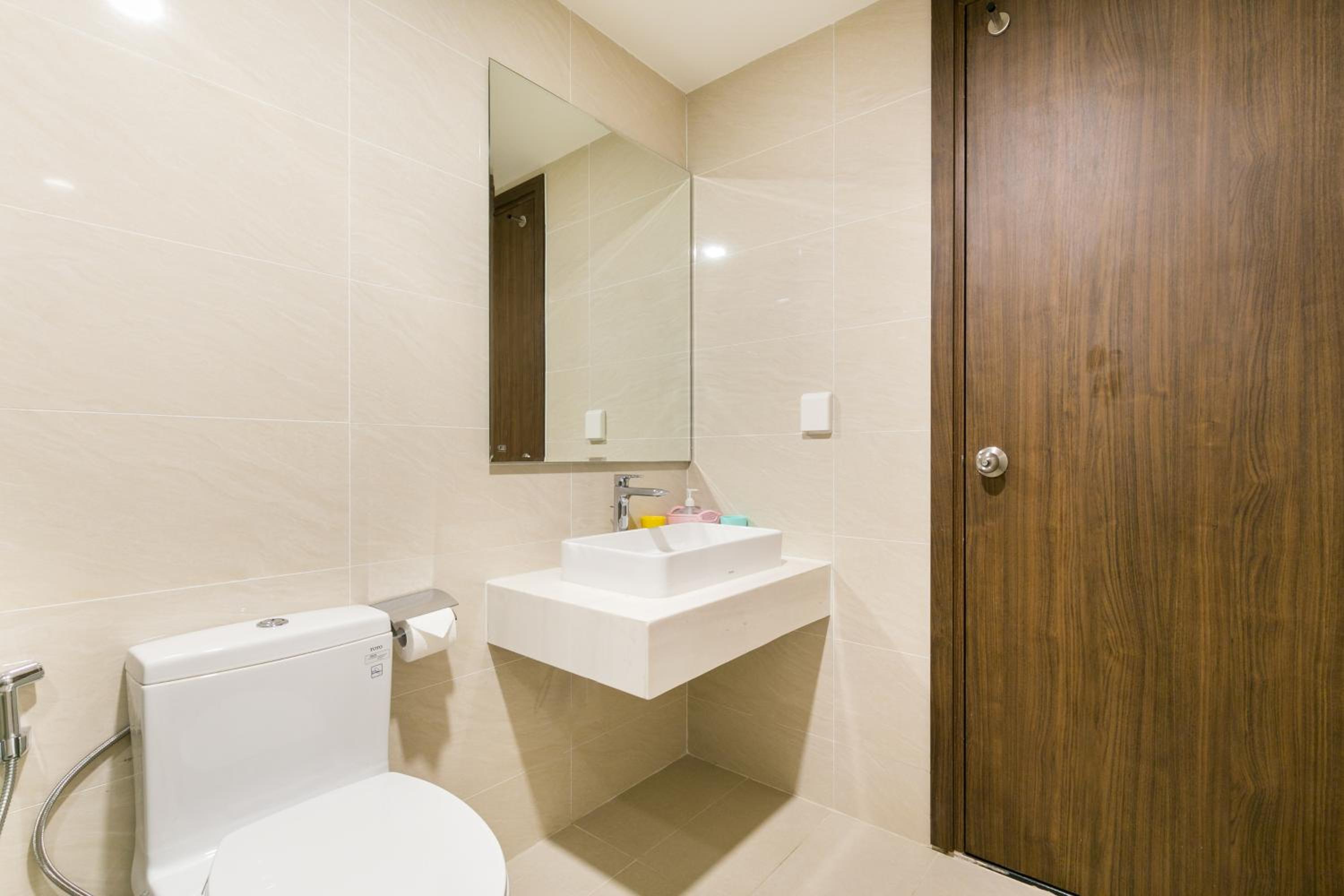 Saigon Royal Apartment 2 bedroom in center