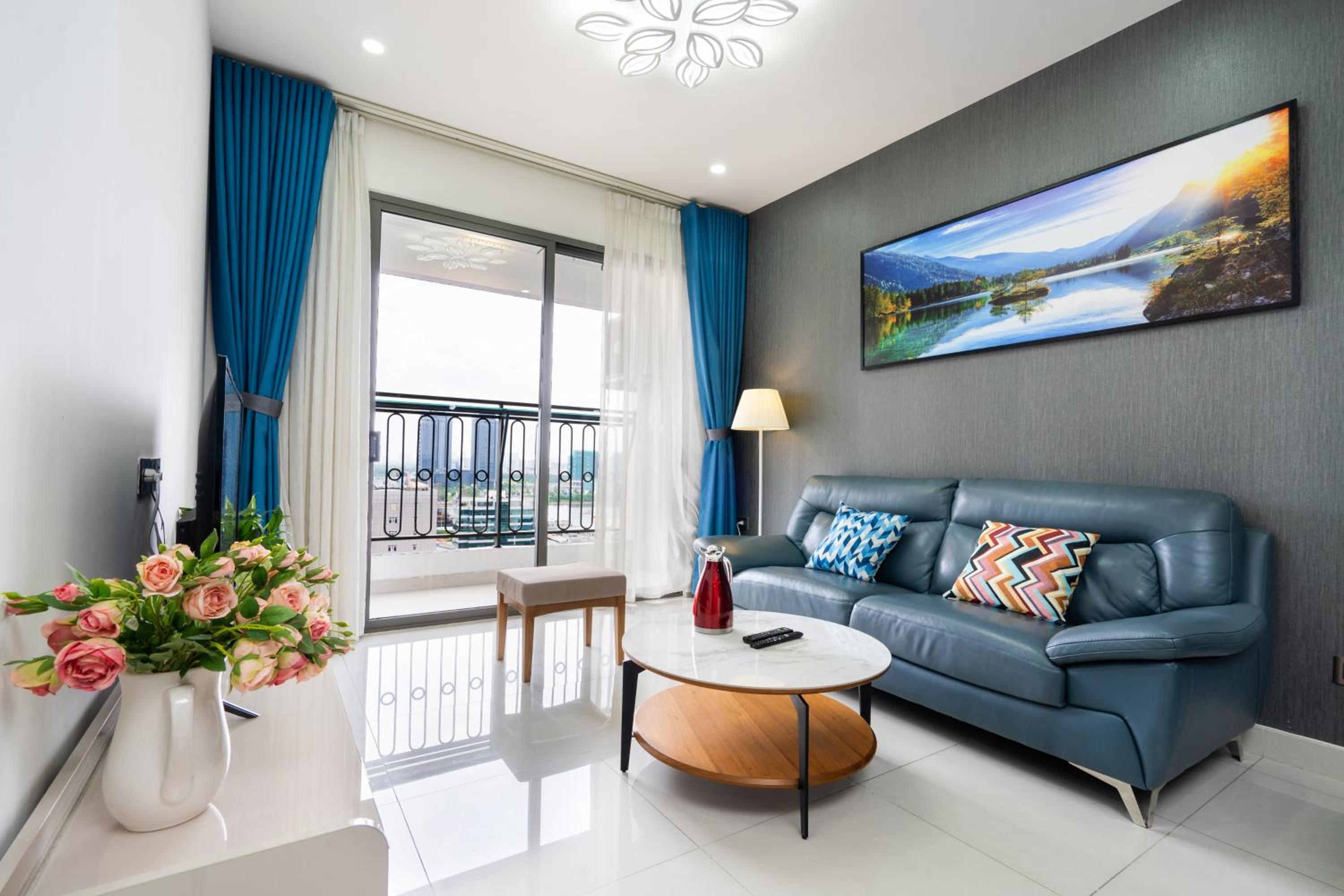 Saigon Royal Apartment 2 bedrooms amazing view for over 30 nights