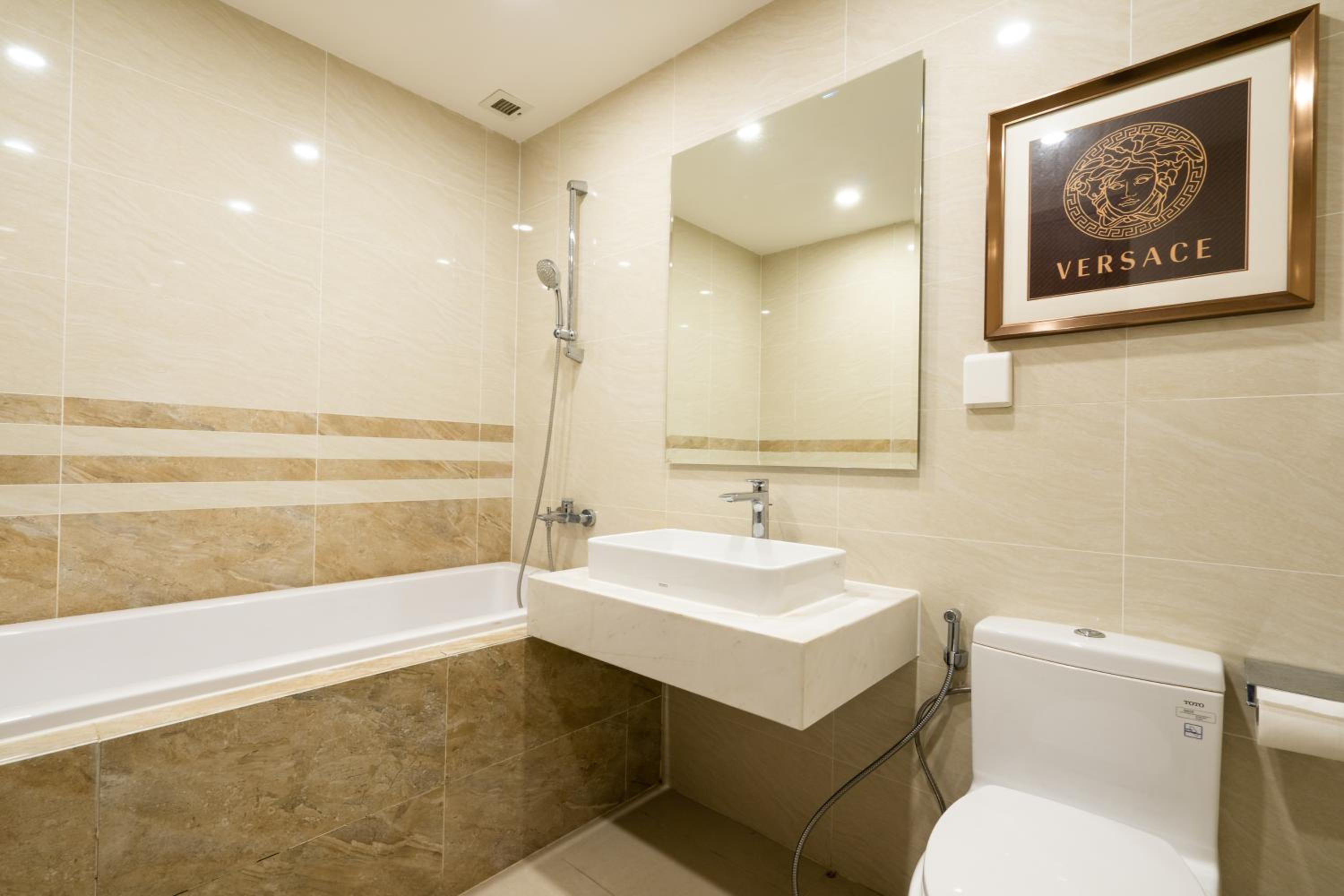 Saigon Royal Apartment 2 bedrooms amazing view for over 30 nights