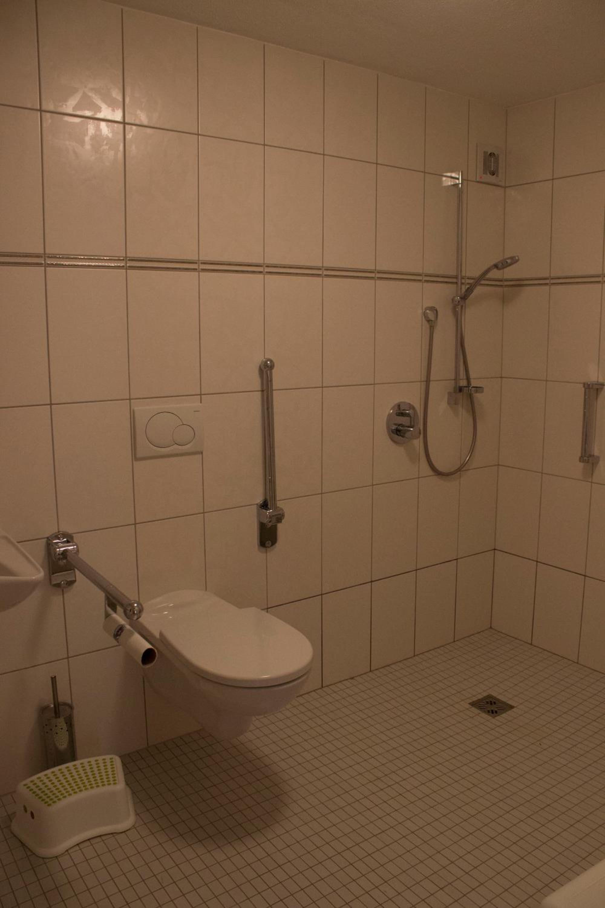 Photo 36