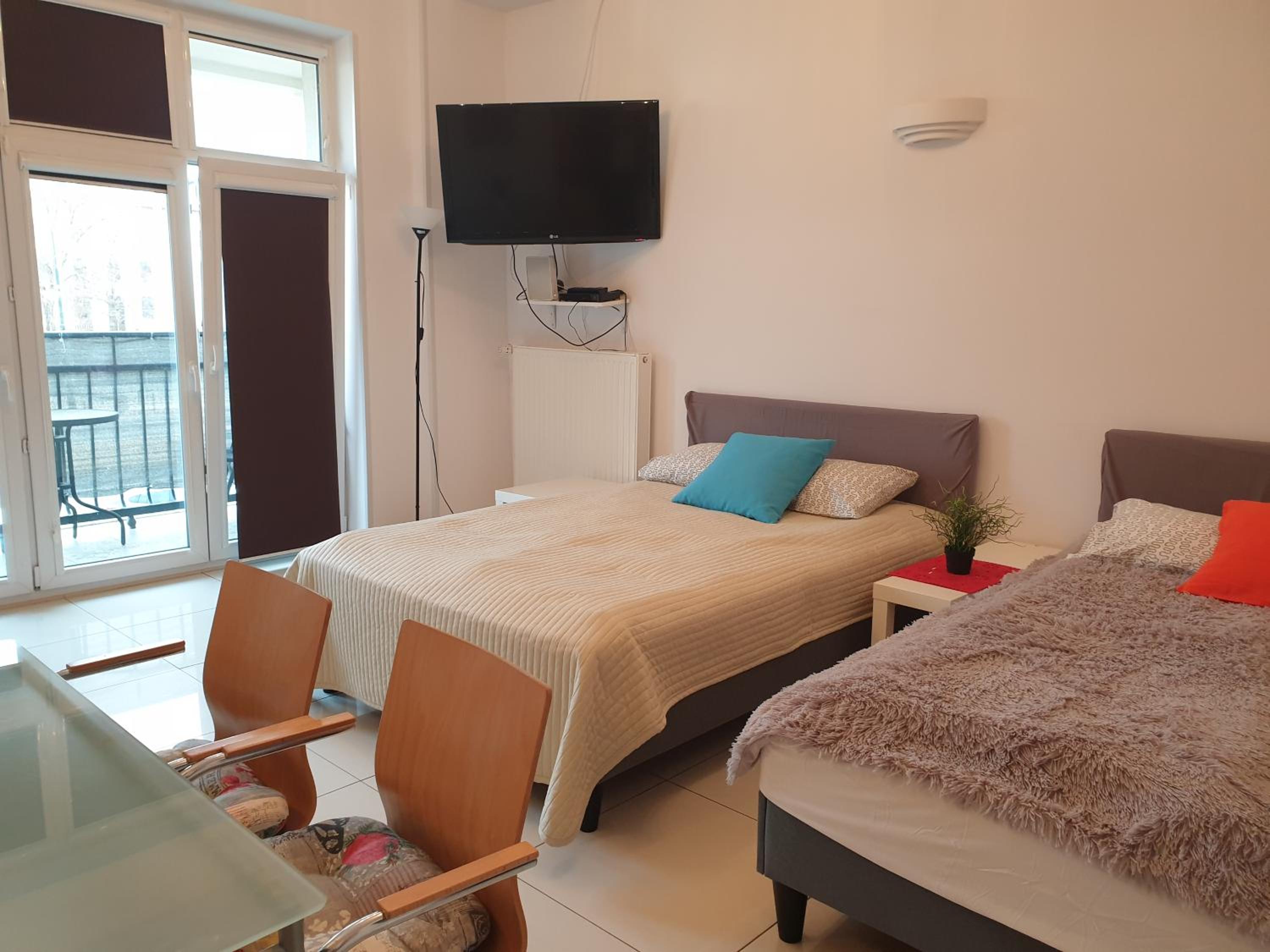 Center Warsaw- Apartamenty Smolna