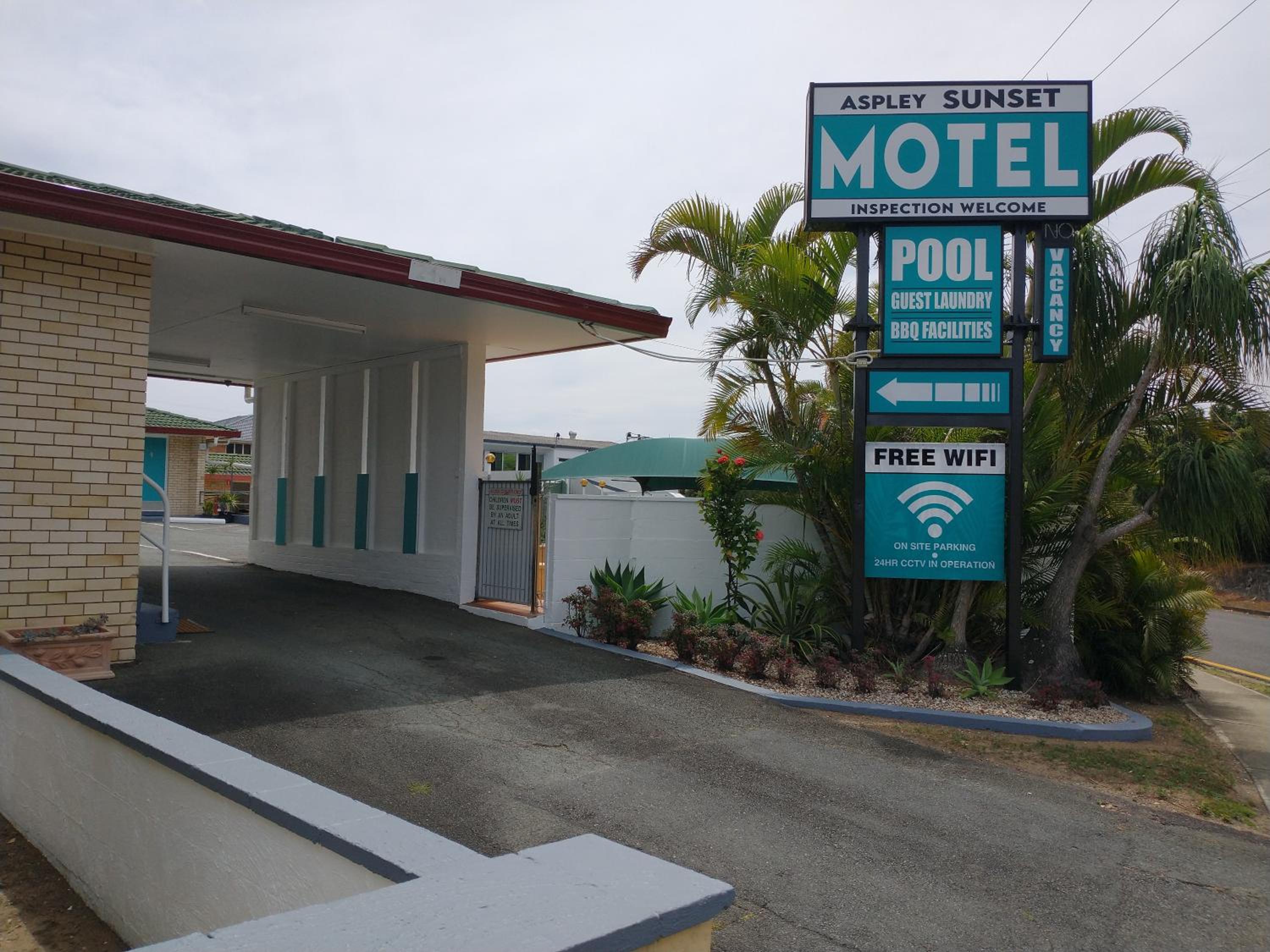 Aspley Sunset Motel