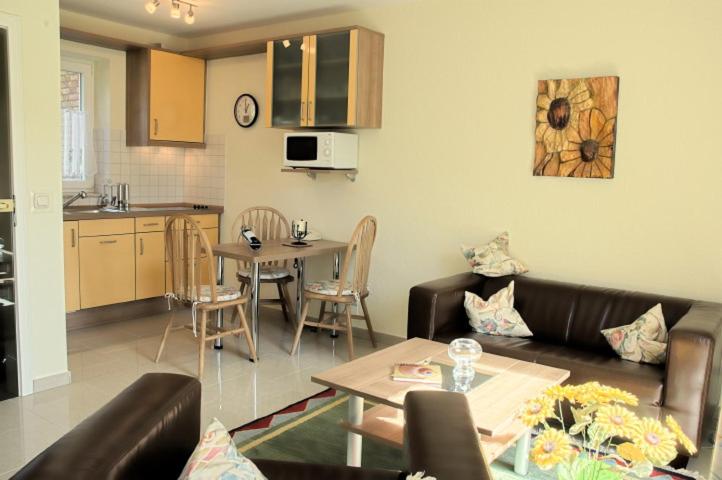 Modernes 5-Sterne-Ferienhaus im Maisonettenstil in DAMP